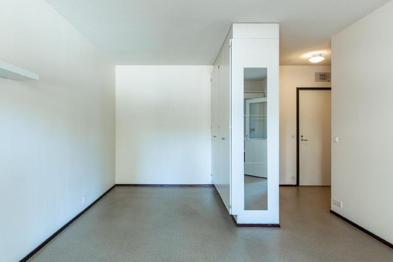 Makuualkovissa kaappitilaa