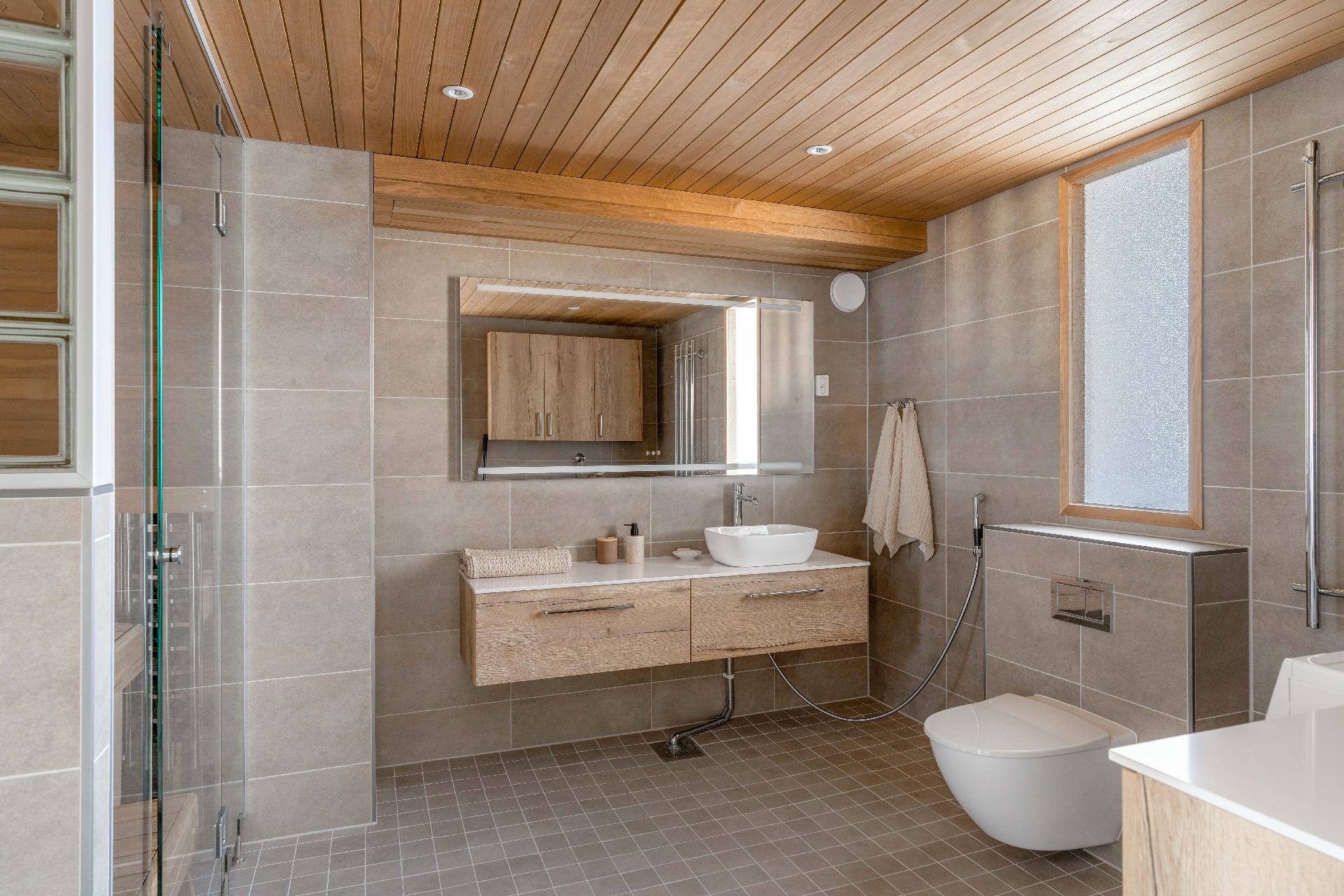 Iso Roobertinkatu 15, Punavuori, Helsinki