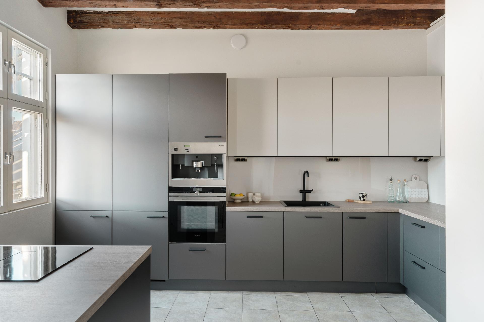 Iso Roobertinkatu 15, Punavuori, Helsinki