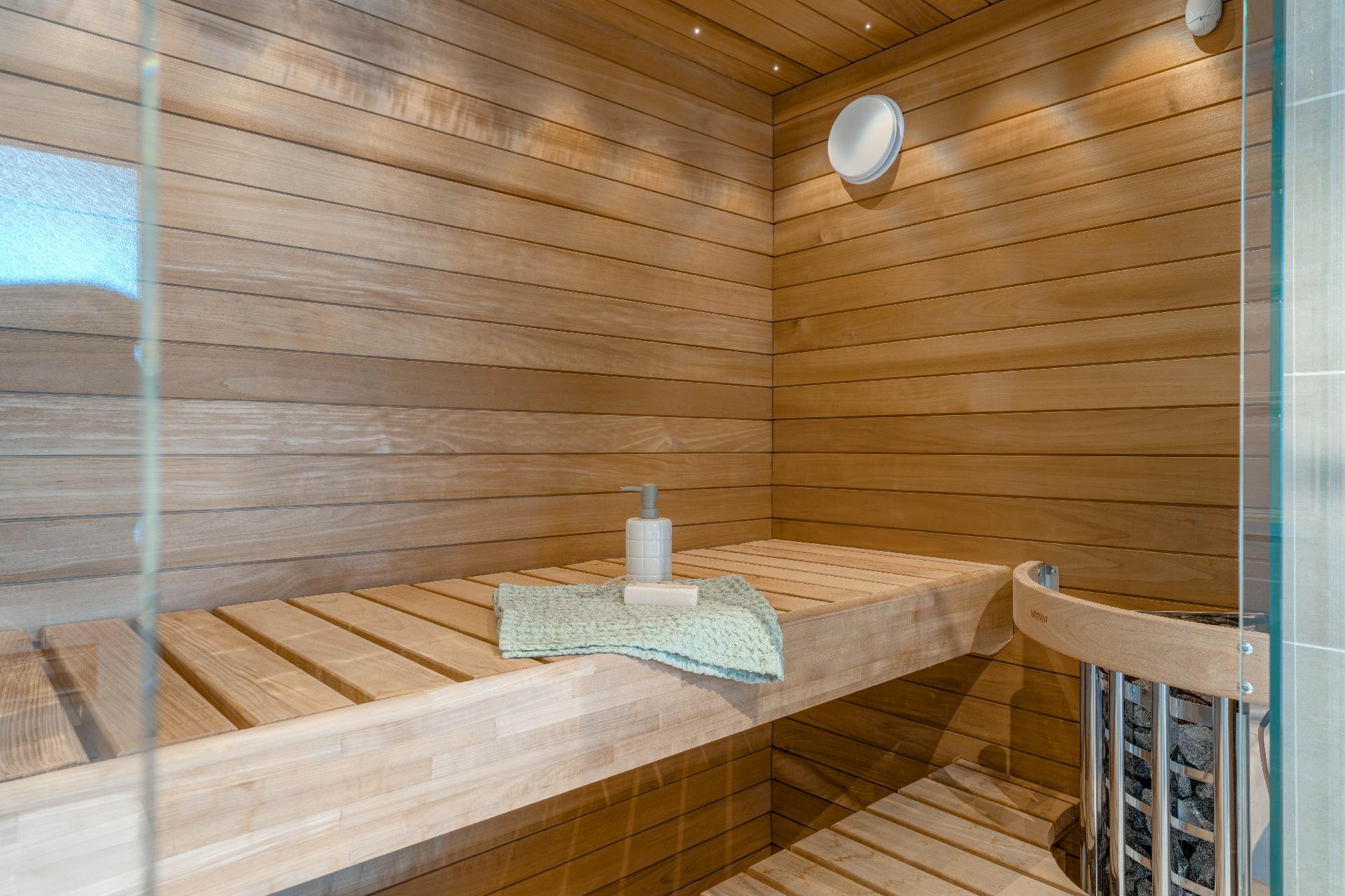 Iso Roobertinkatu 15, Punavuori, Helsinki