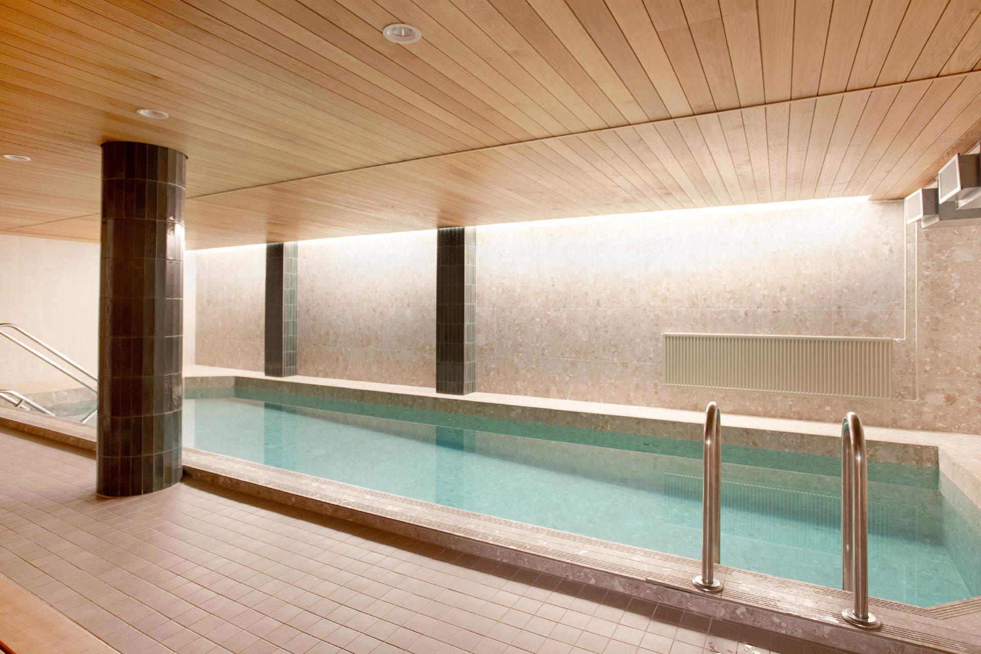 Taloyhtiö uima-allas