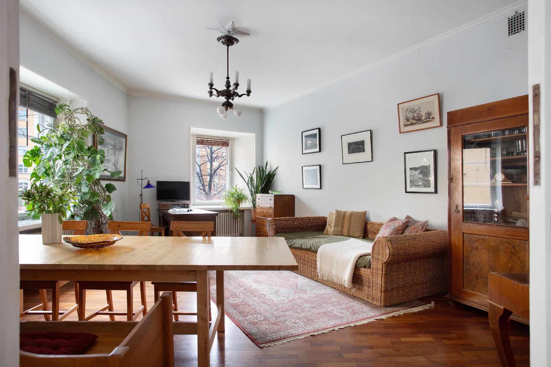 Runeberginkatu 28, Etu-Töölö, Helsinki