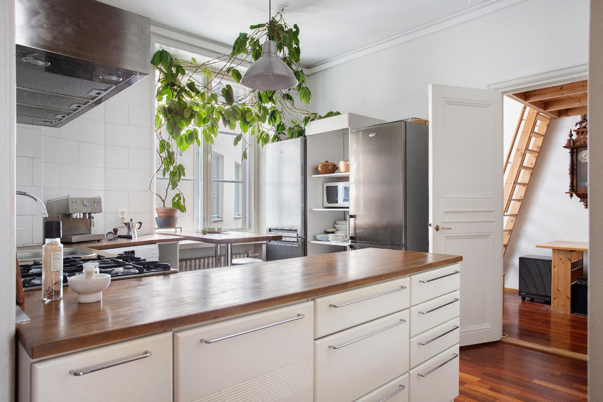 Runeberginkatu 28, Etu-Töölö, Helsinki