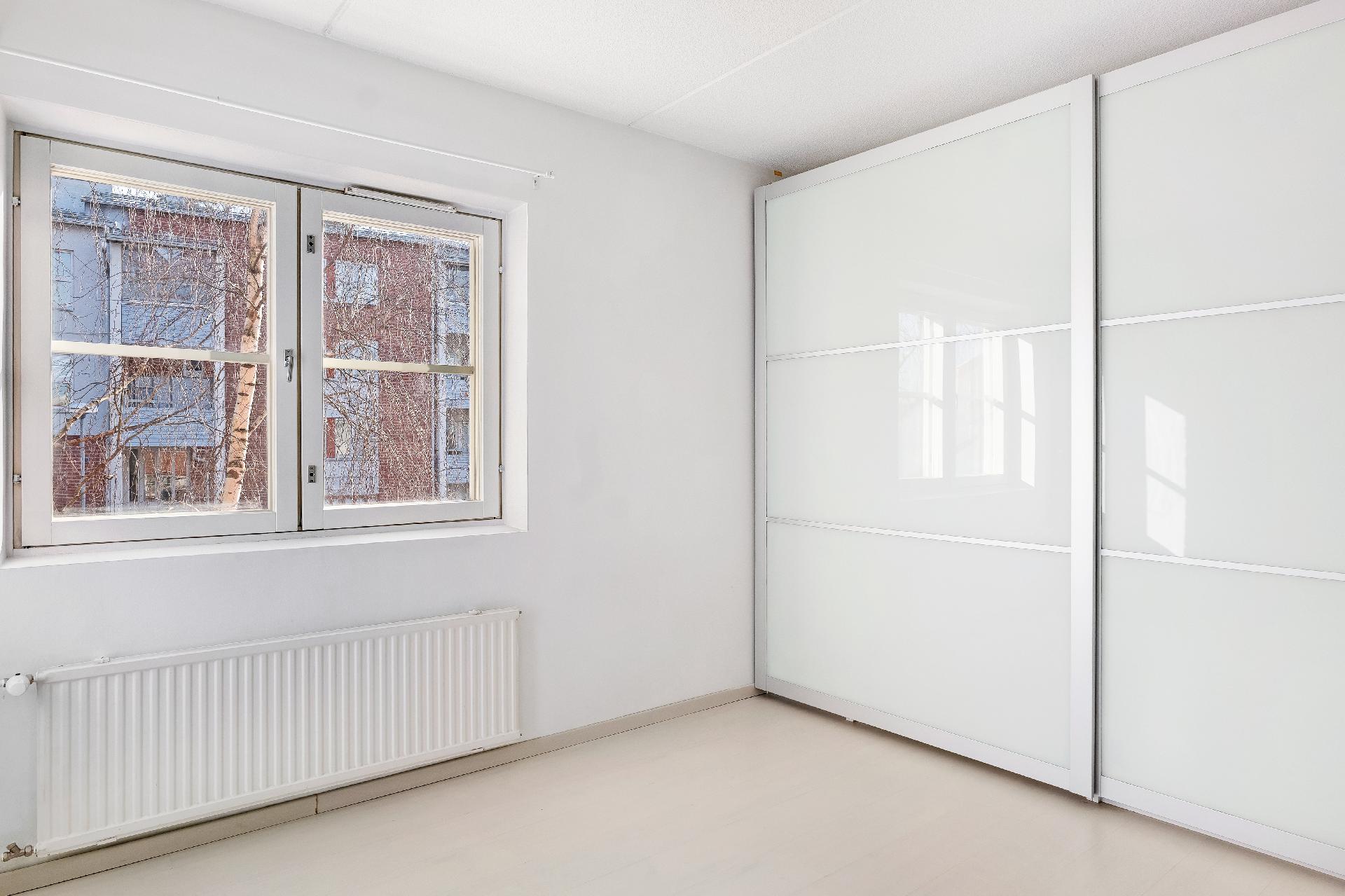 Rukkilanrinne 3, Malminkartano, Helsinki