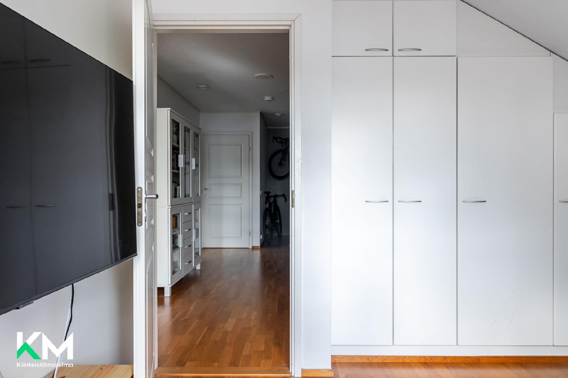 Mäntsäläntie 32, Laune, Lahti