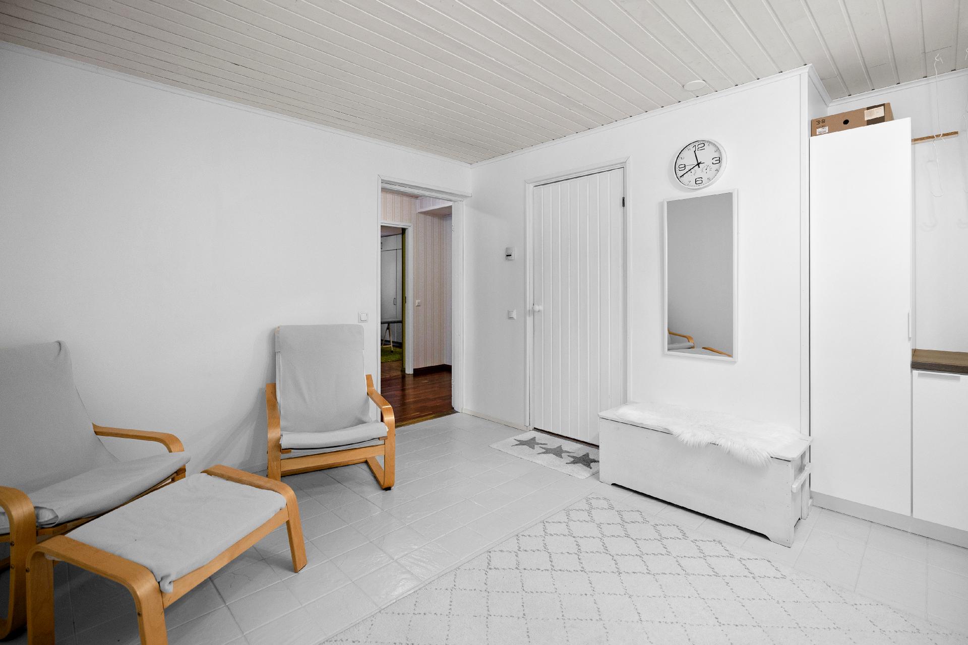 Kirveskuja 16, Päivölänlaakso, Kerava