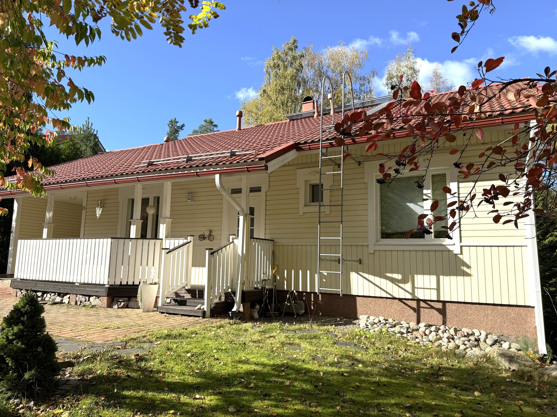 Kirveskuja 16, Päivölänlaakso, Kerava
