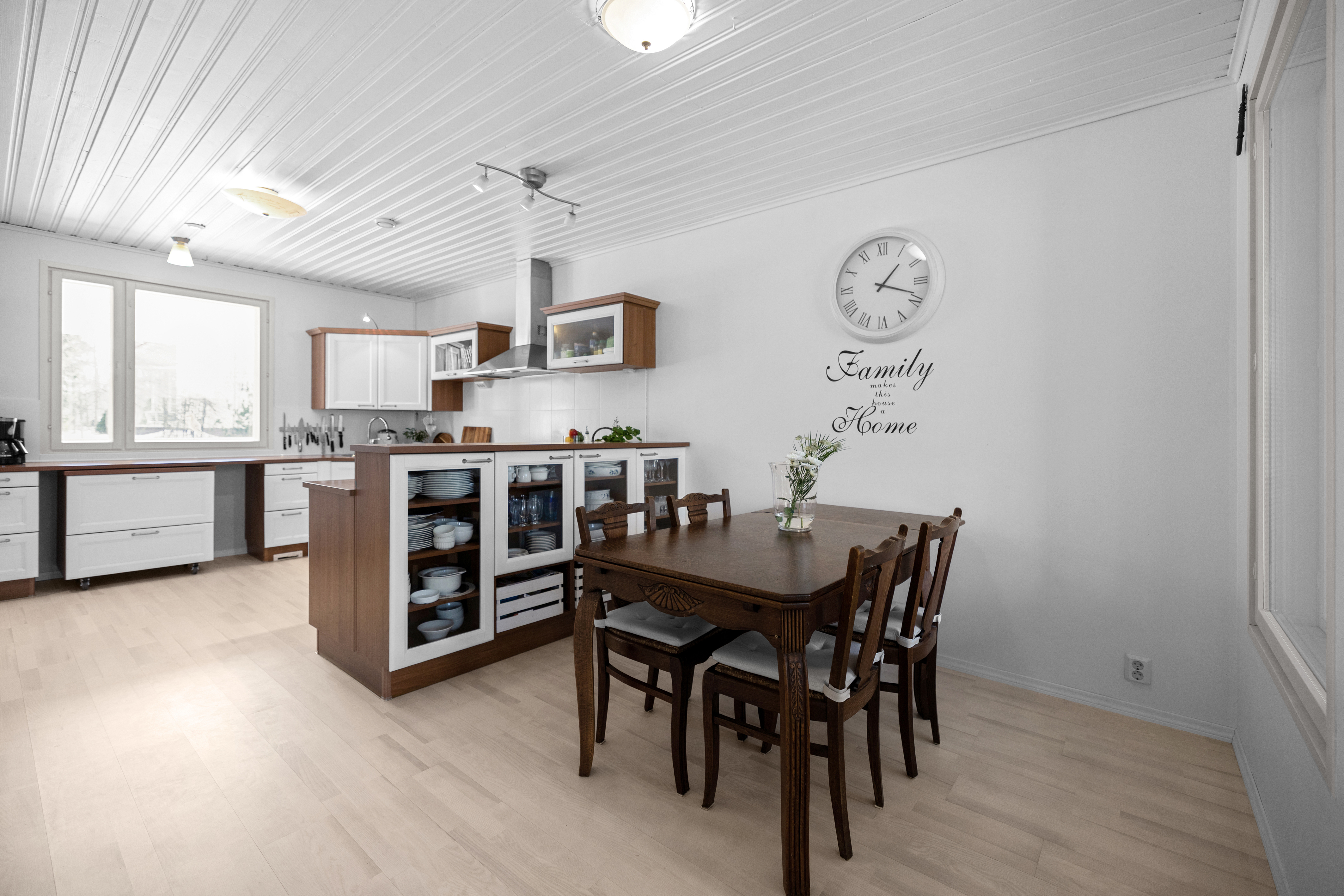 Kirveskuja 16, Päivölänlaakso, Kerava