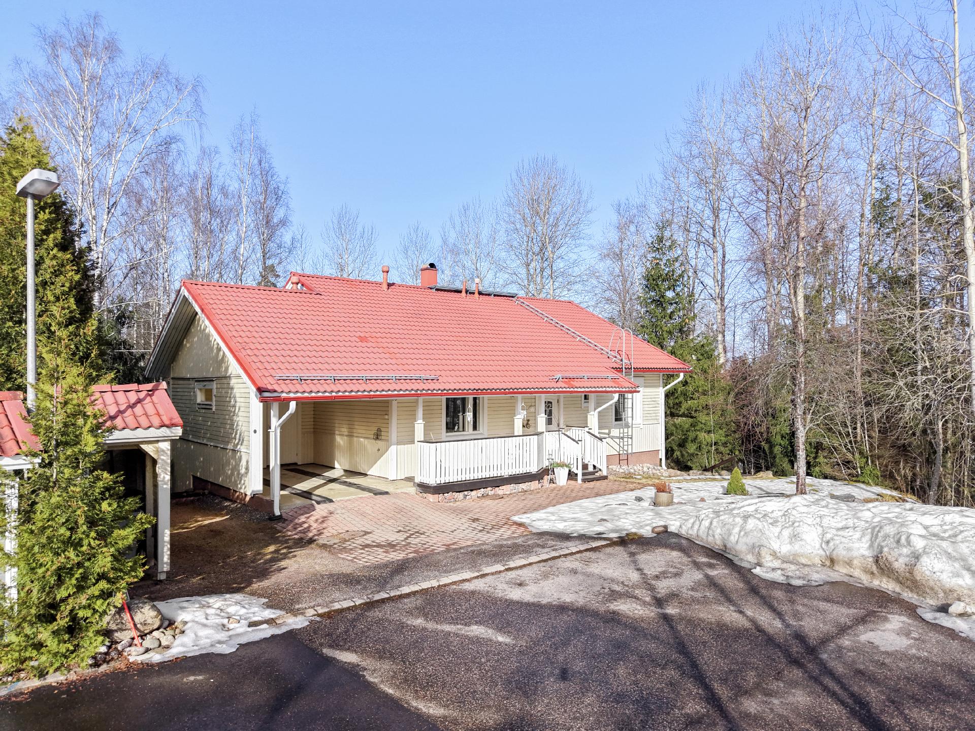 Kirveskuja 16, Päivölänlaakso, Kerava