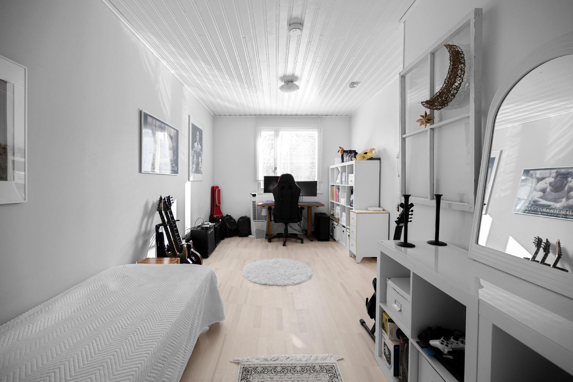 Kirveskuja 16, Päivölänlaakso, Kerava