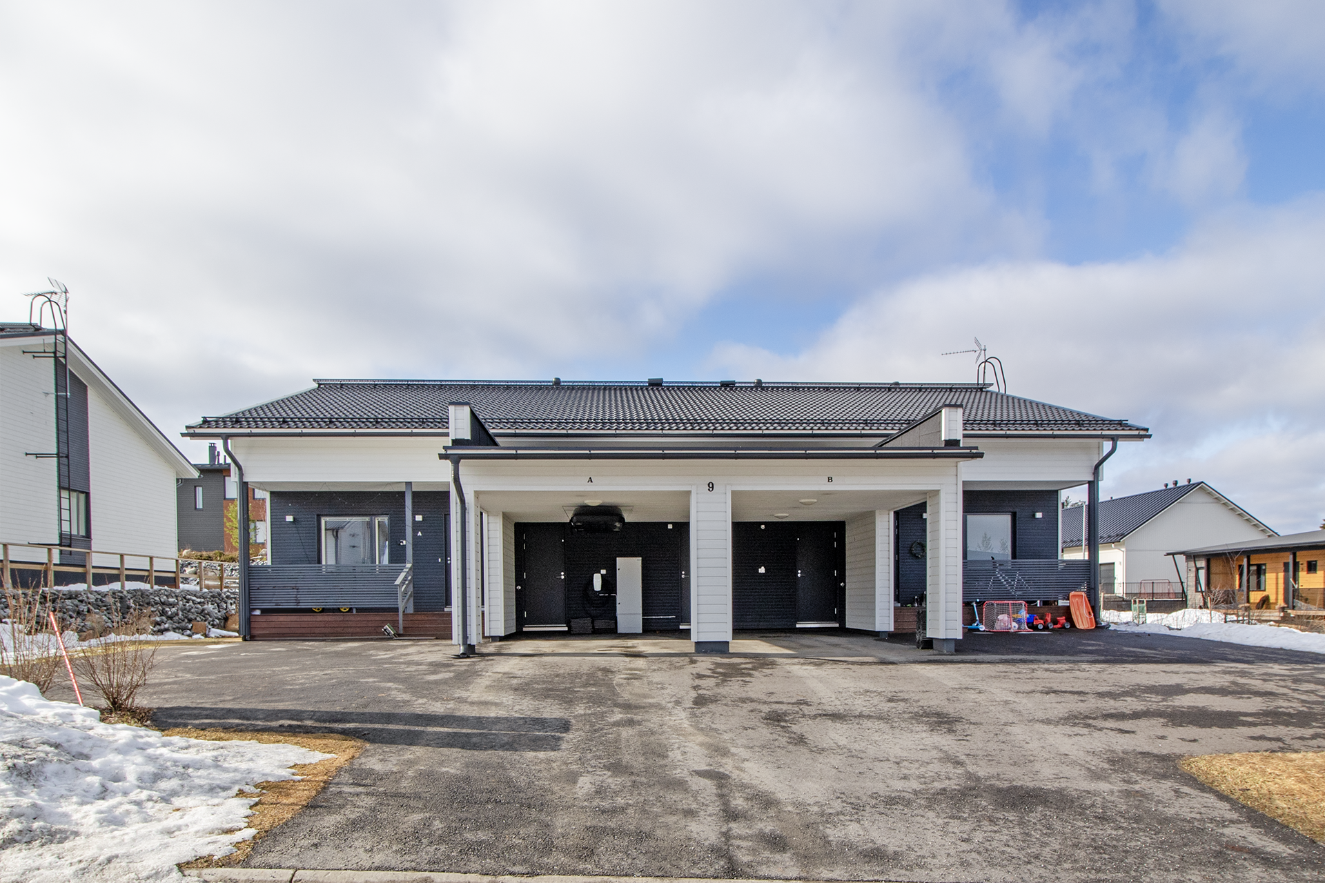 Nuolimäenrinne 9, Hiltulanlahti, Kuopio