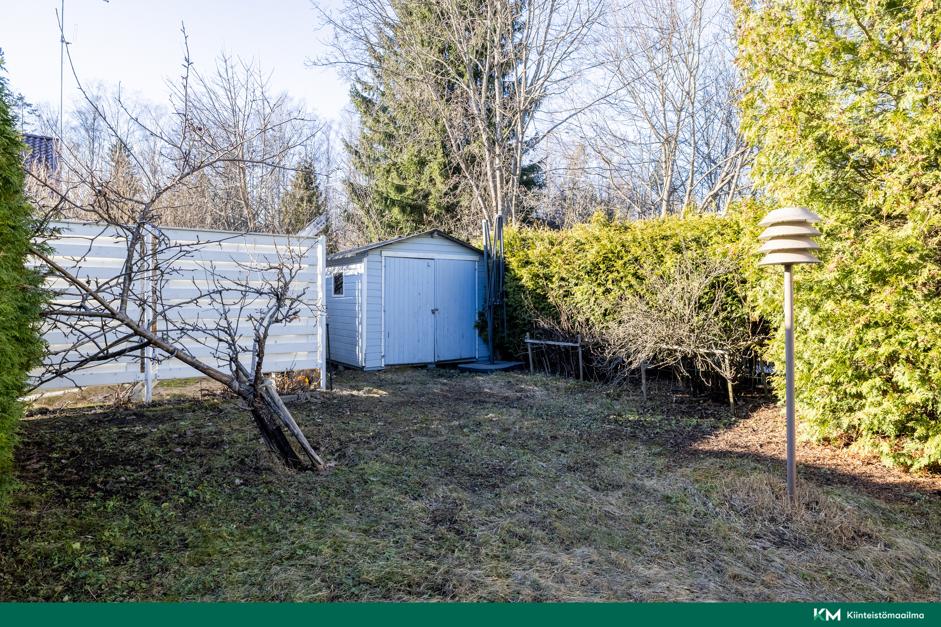 Takapihan nurmikkoalue