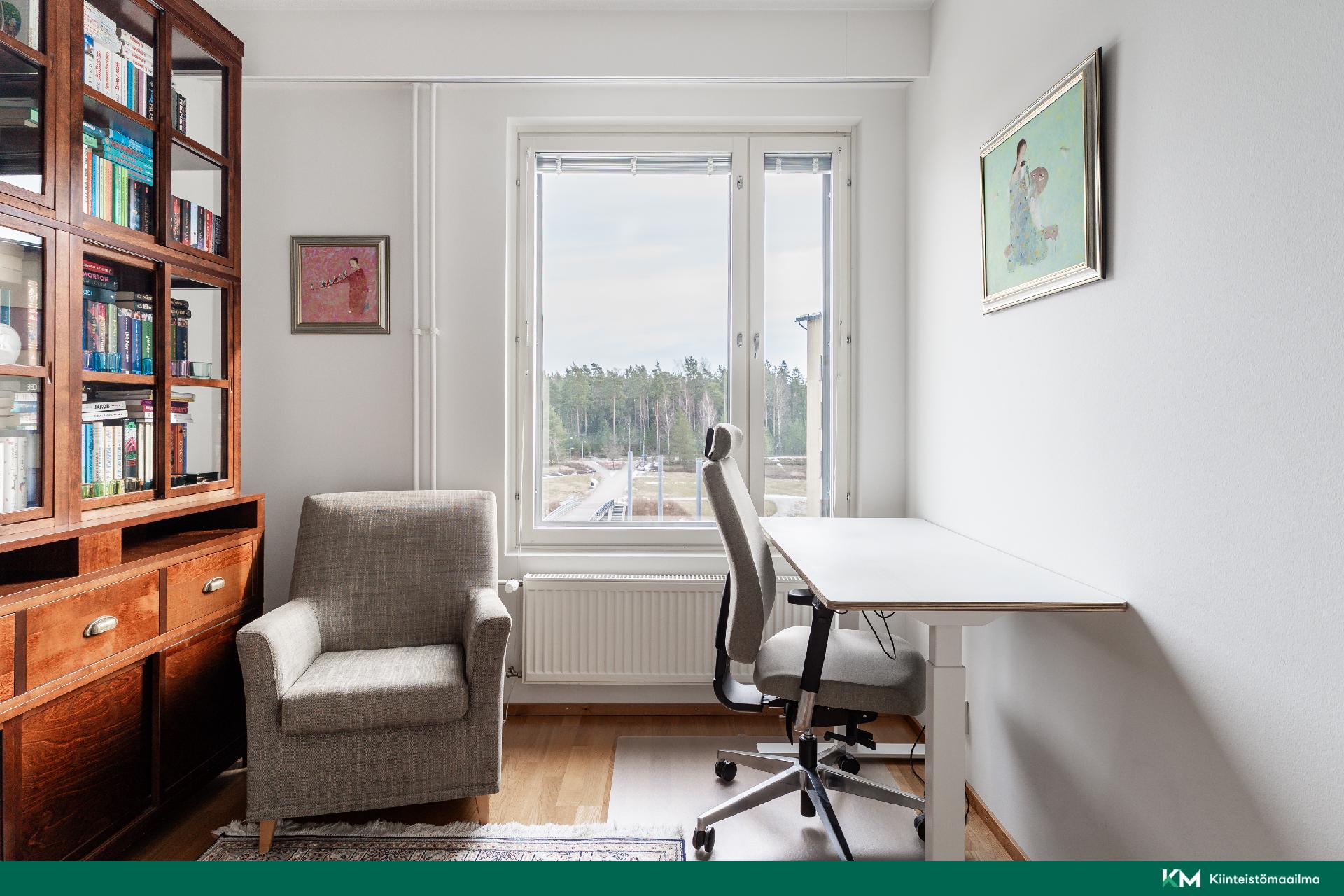 Aurinkotuulenkatu 12, Aurinkolahti, Helsinki