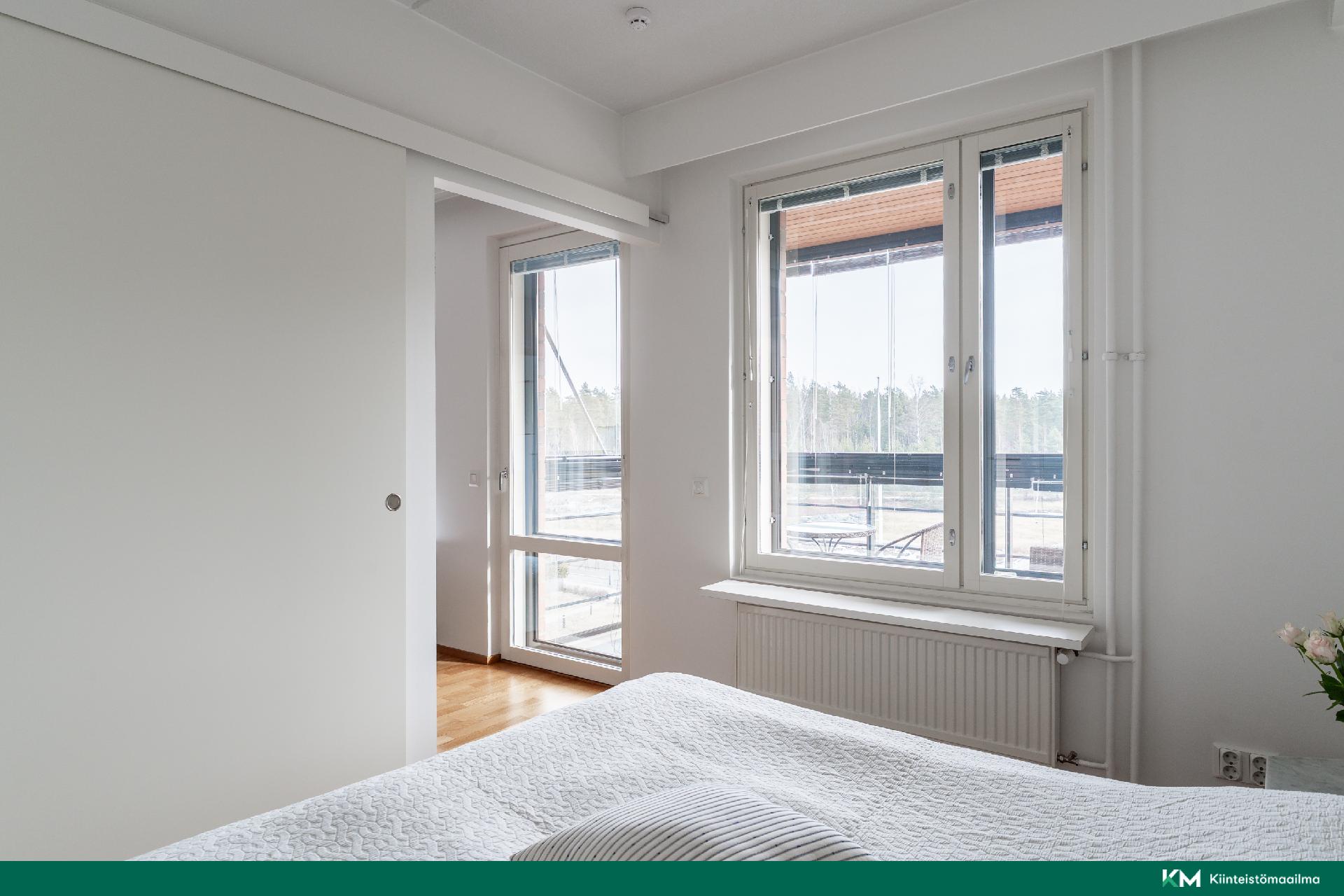 Aurinkotuulenkatu 12, Aurinkolahti, Helsinki