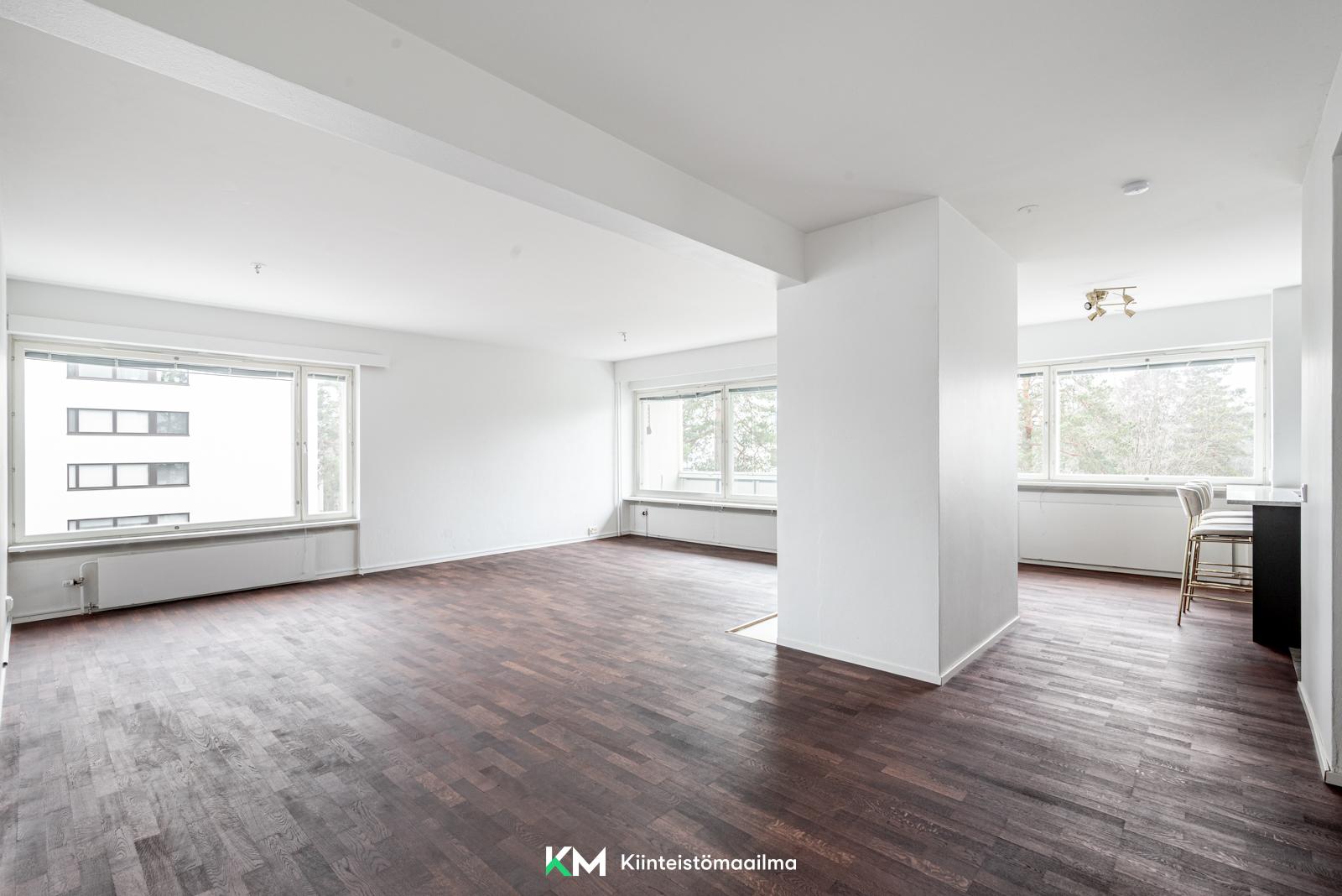 Luuvaniementie 12, Niemenmäki, Helsinki