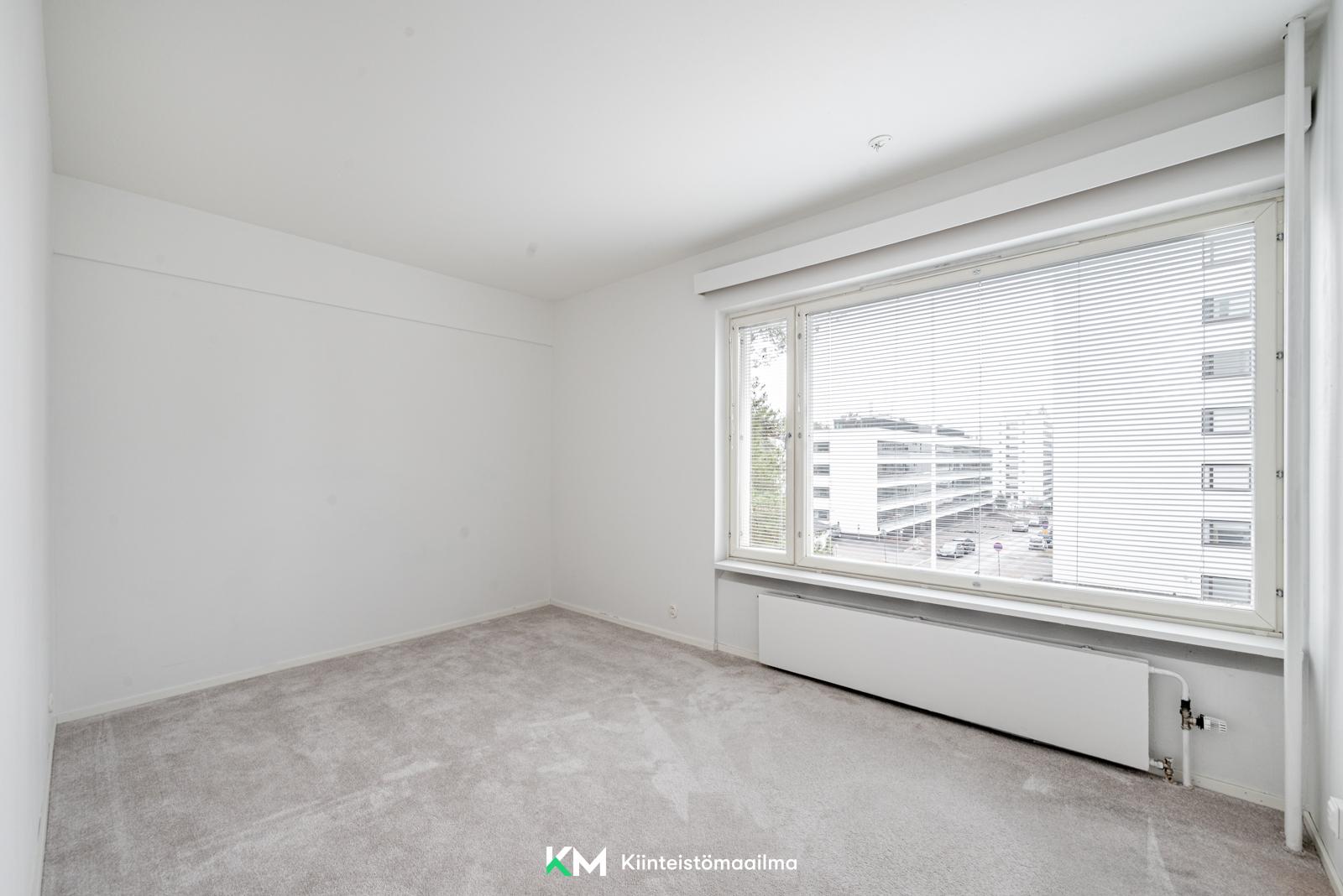 Luuvaniementie 12, Niemenmäki, Helsinki