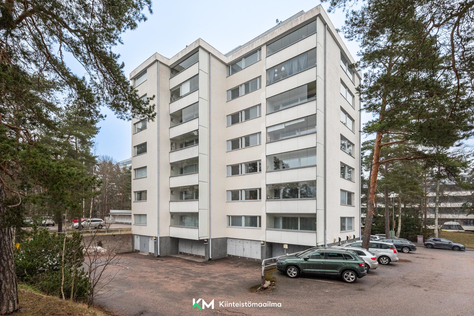 Luuvaniementie 12, Niemenmäki, Helsinki