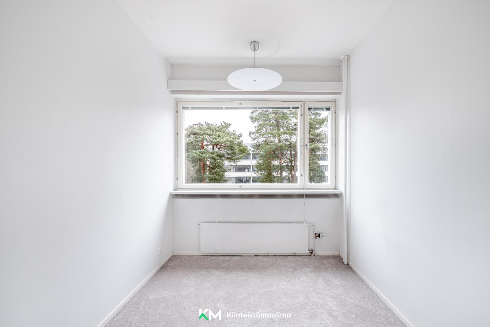 Luuvaniementie 12, Niemenmäki, Helsinki