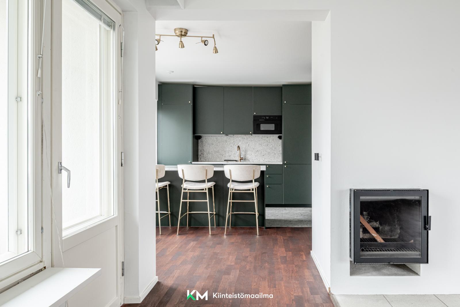 Luuvaniementie 12, Niemenmäki, Helsinki