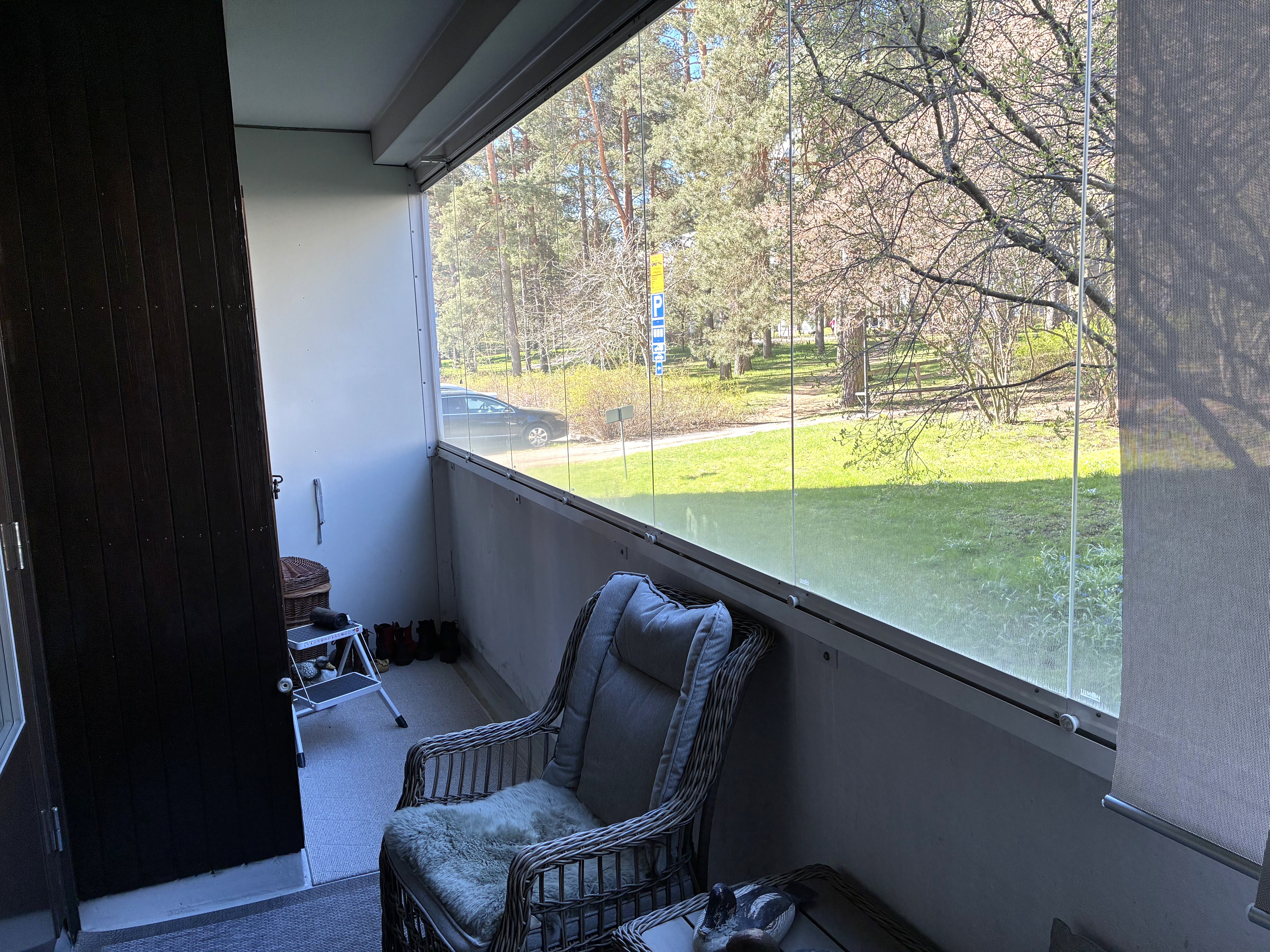 Lasitettu parveke on kuin olohuoneen jatke