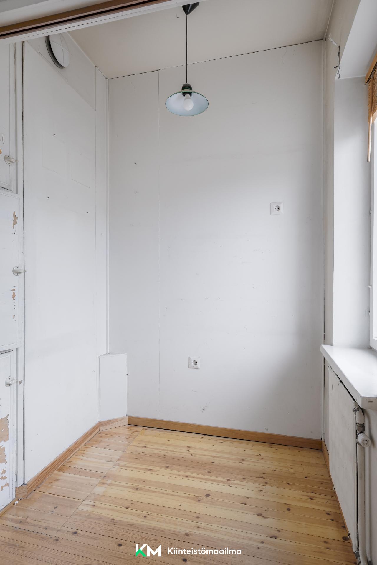 makuuhuoneen yhteydessä oleva alkovi