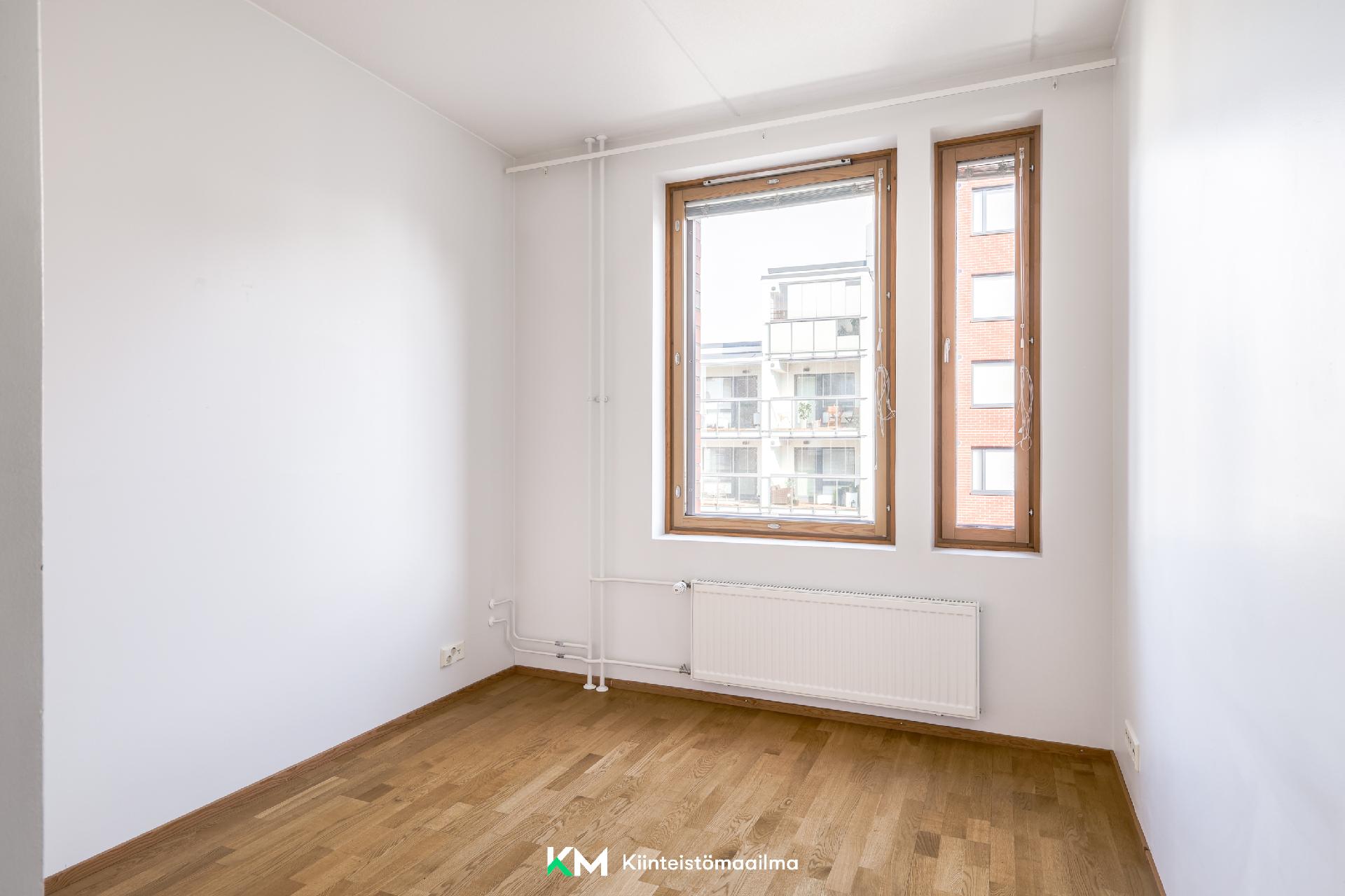 Nahkahousuntie 7, Lauttasaari, Helsinki