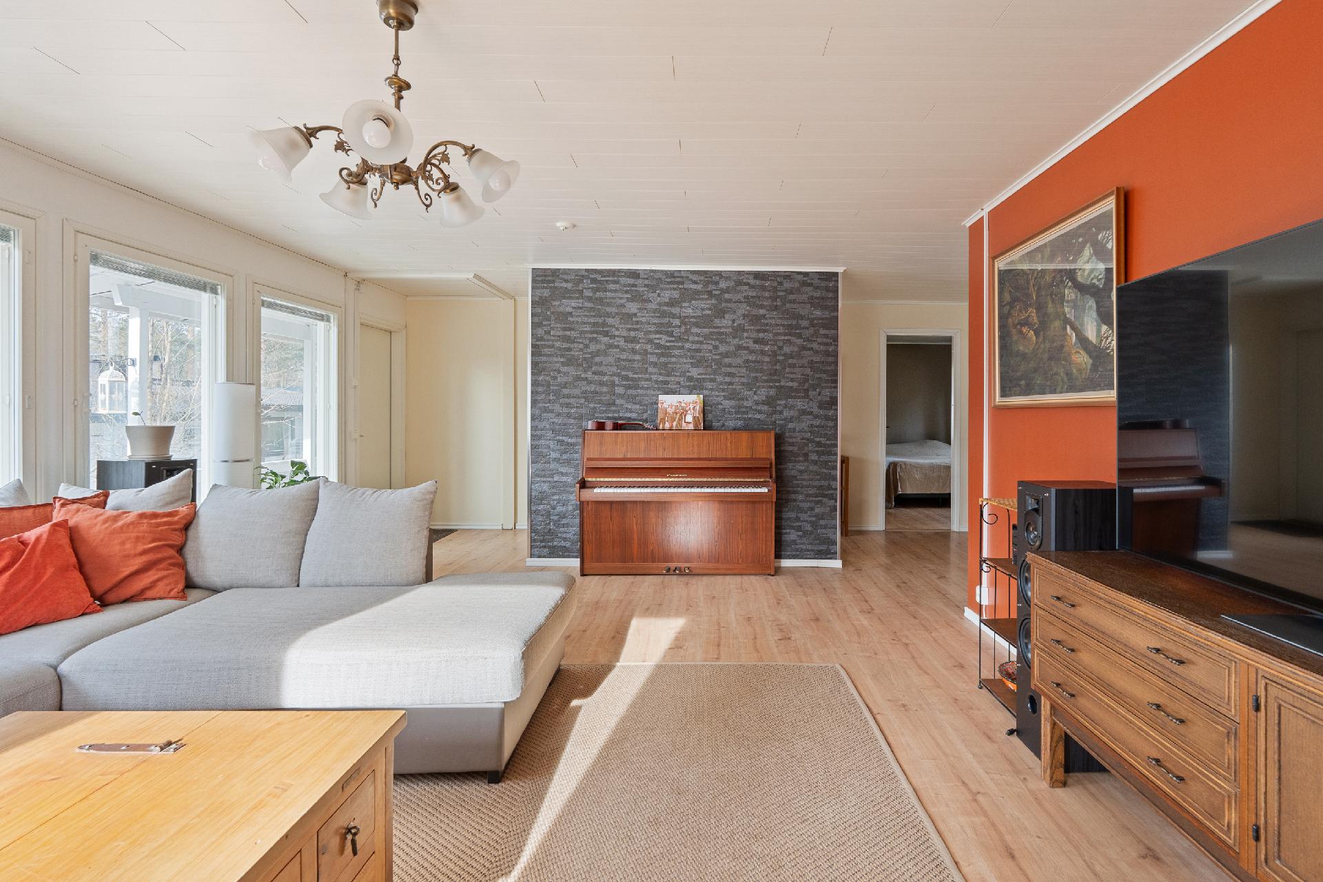 Maijankatu 5, Vieremä, Hyvinkää