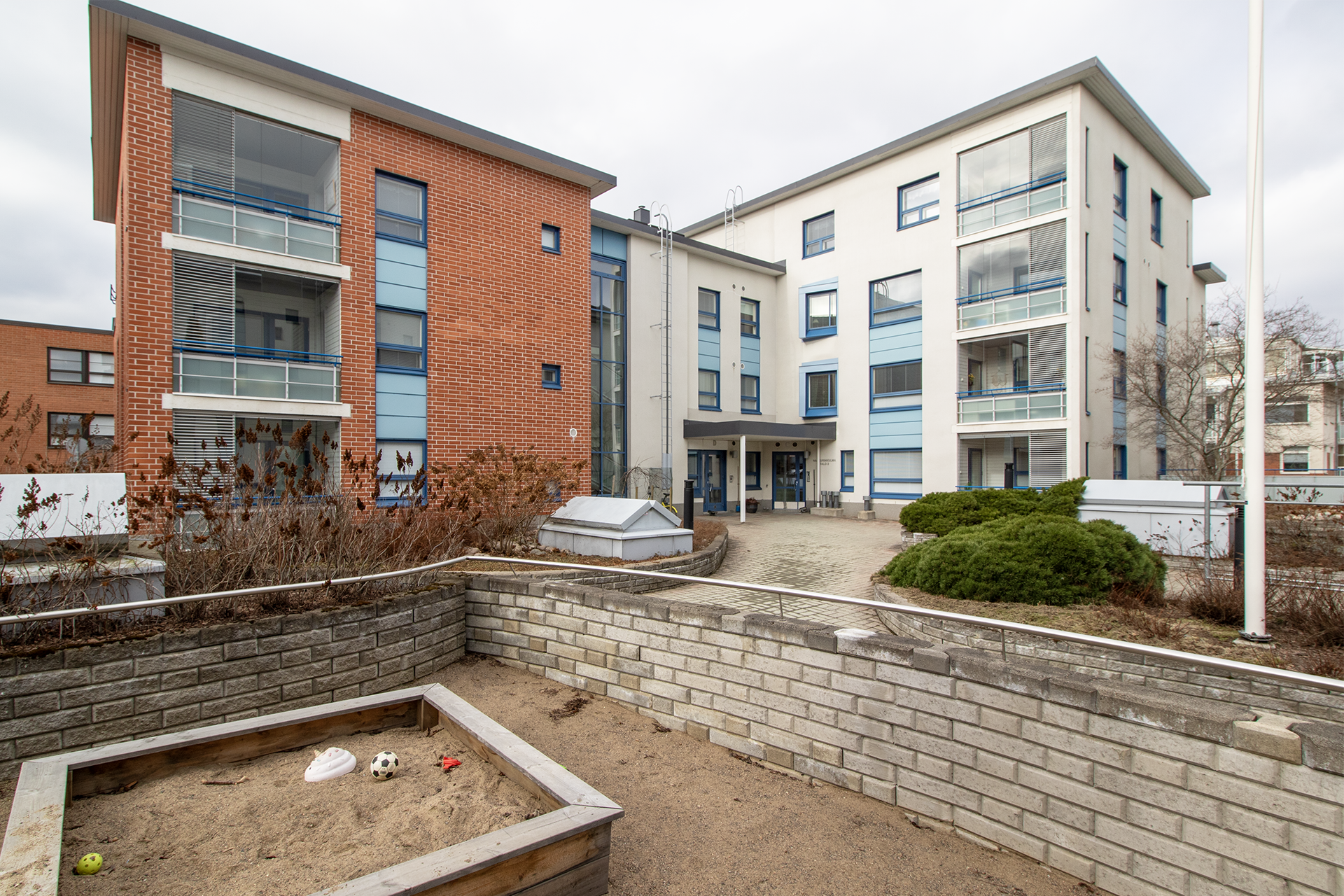 Minna Canthin katu 6, Väinölänniemi, Kuopio