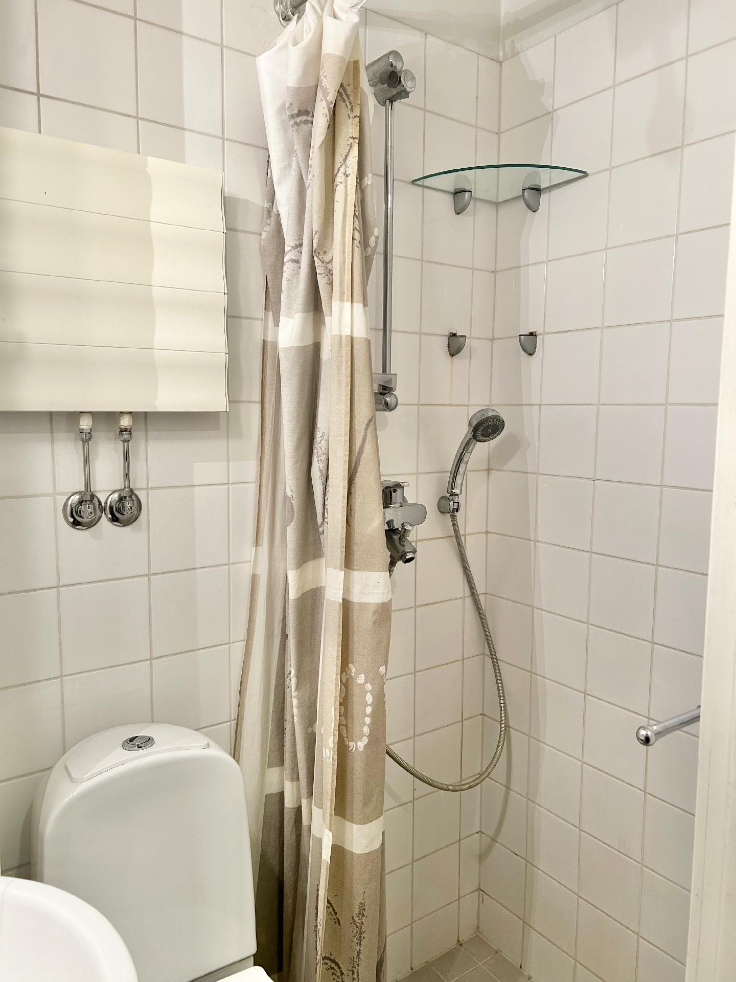 Caloniuksenkatu 4, Etu-Töölö, Helsinki