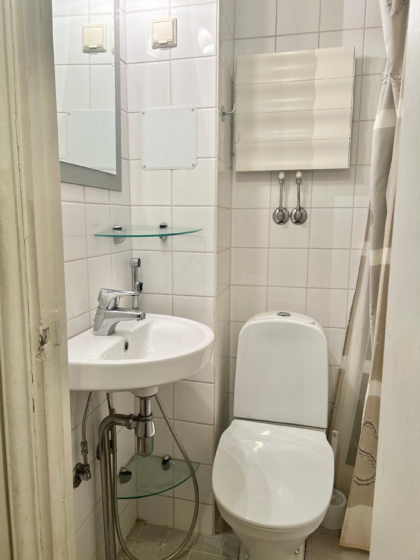 Caloniuksenkatu 4, Etu-Töölö, Helsinki