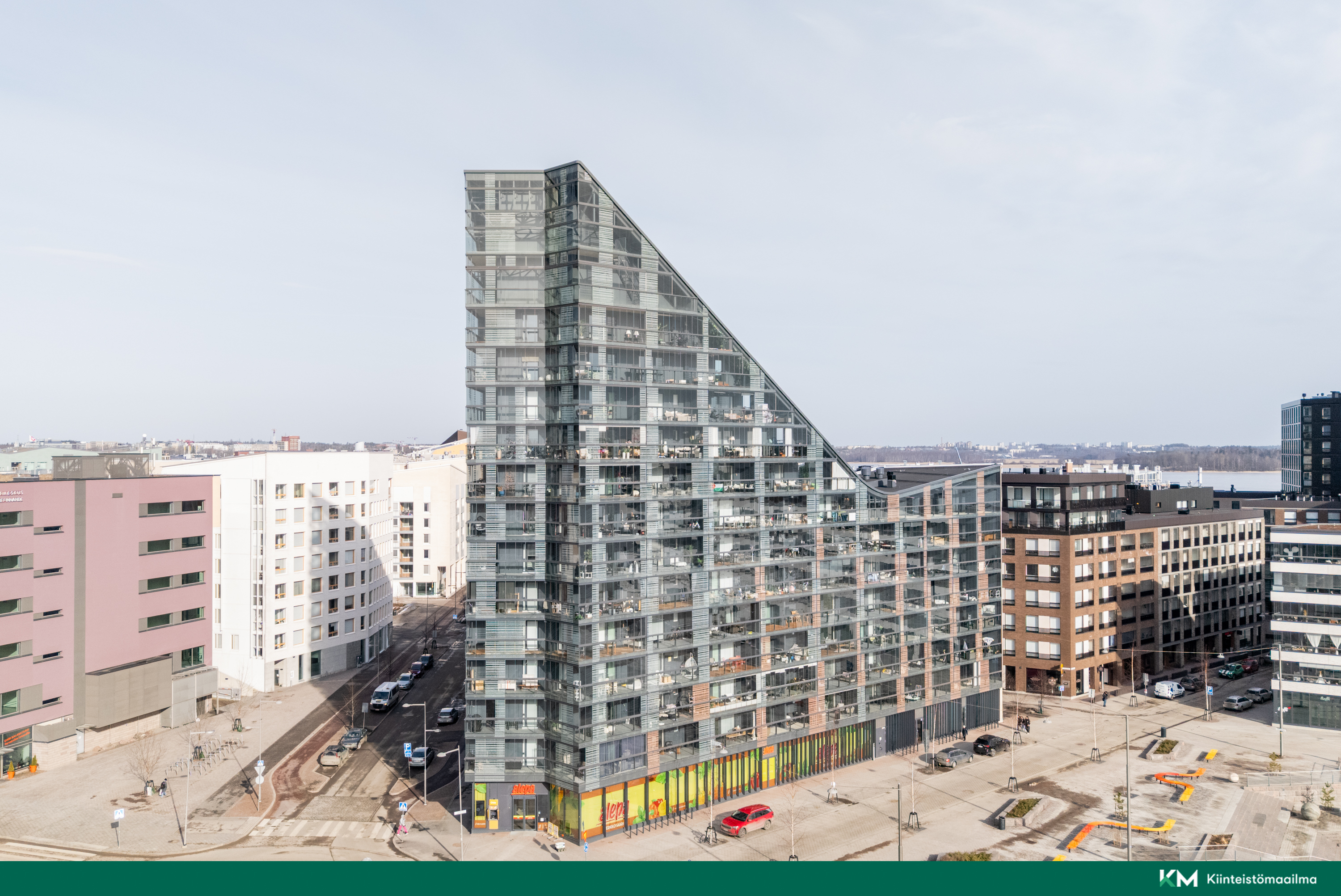 Yhtiö ilmasta ja etelän suunnasta