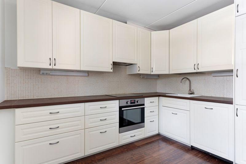 Renginpolku 8, Malminkartano, Helsinki