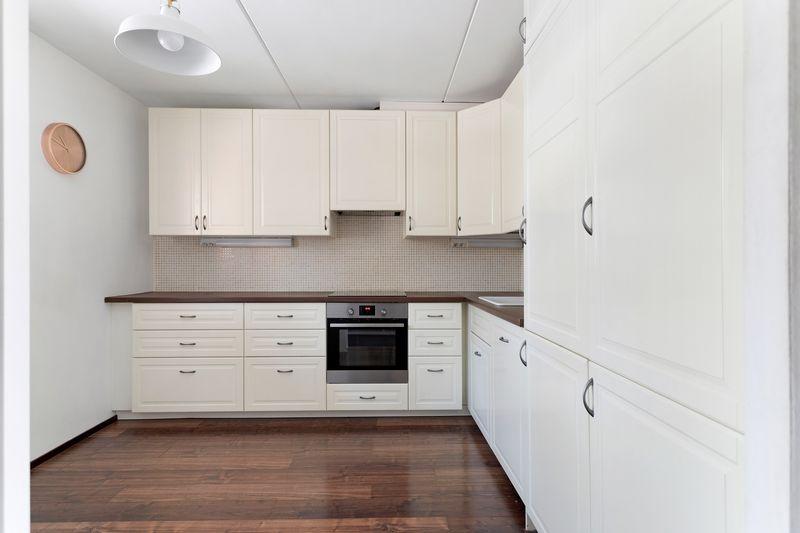 Renginpolku 8, Malminkartano, Helsinki