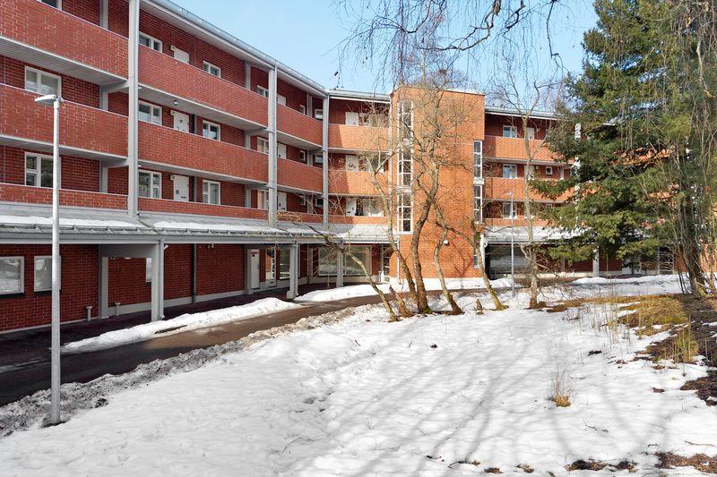 Renginpolku 8, Malminkartano, Helsinki