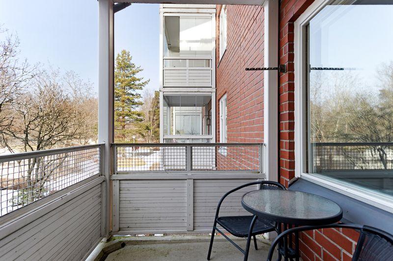 Renginpolku 8, Malminkartano, Helsinki