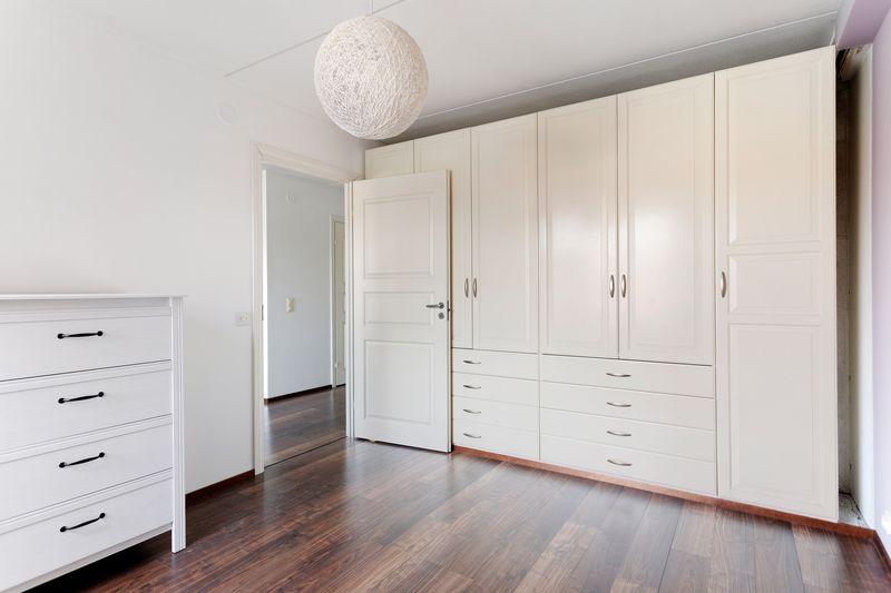 Renginpolku 8, Malminkartano, Helsinki