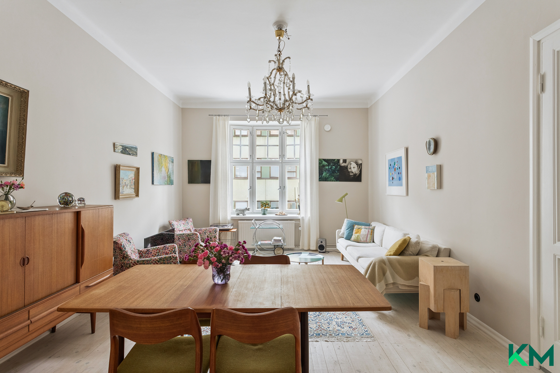 Iso Roobertinkatu 15, Punavuori, Helsinki