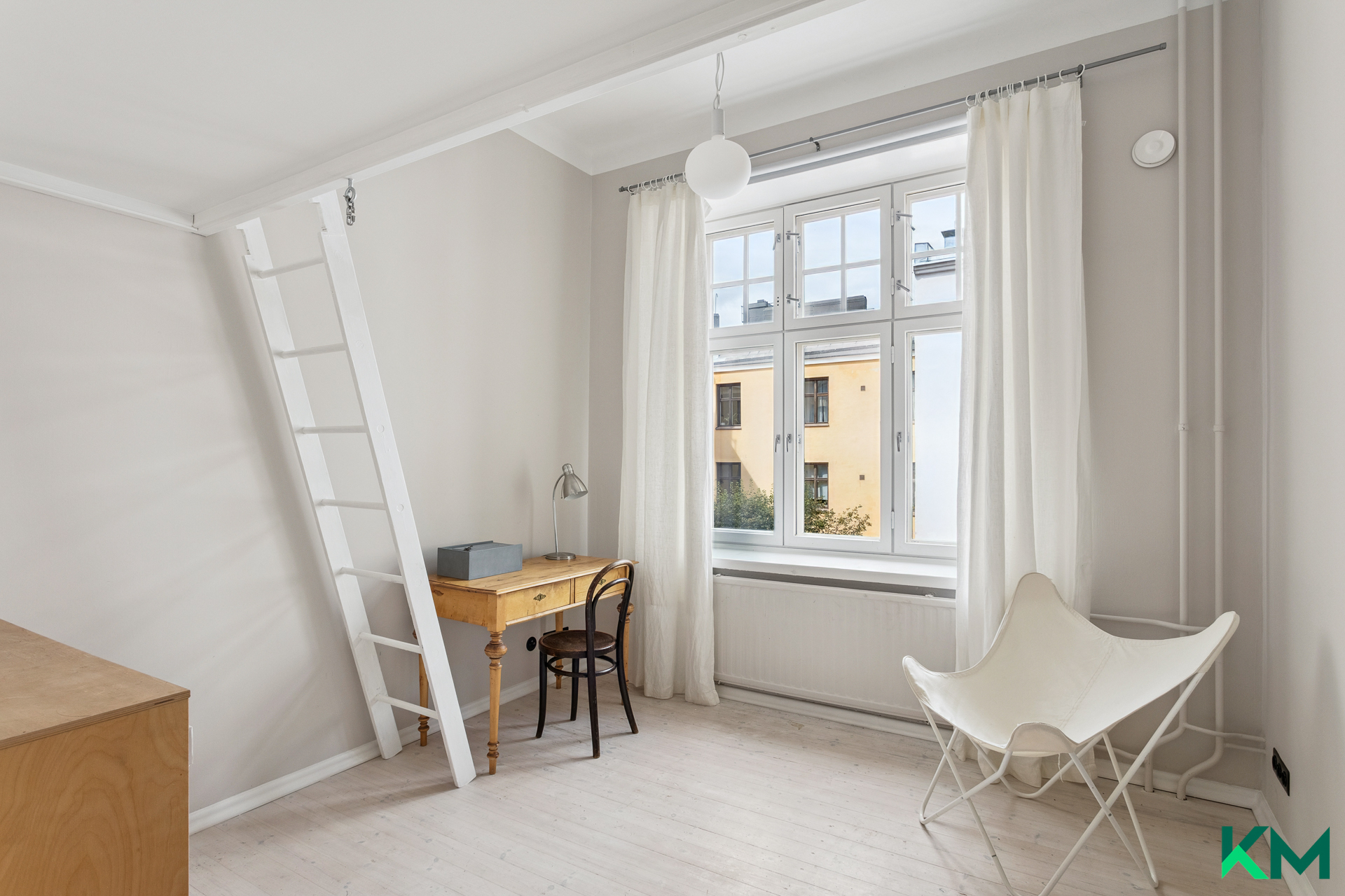 Iso Roobertinkatu 15, Punavuori, Helsinki