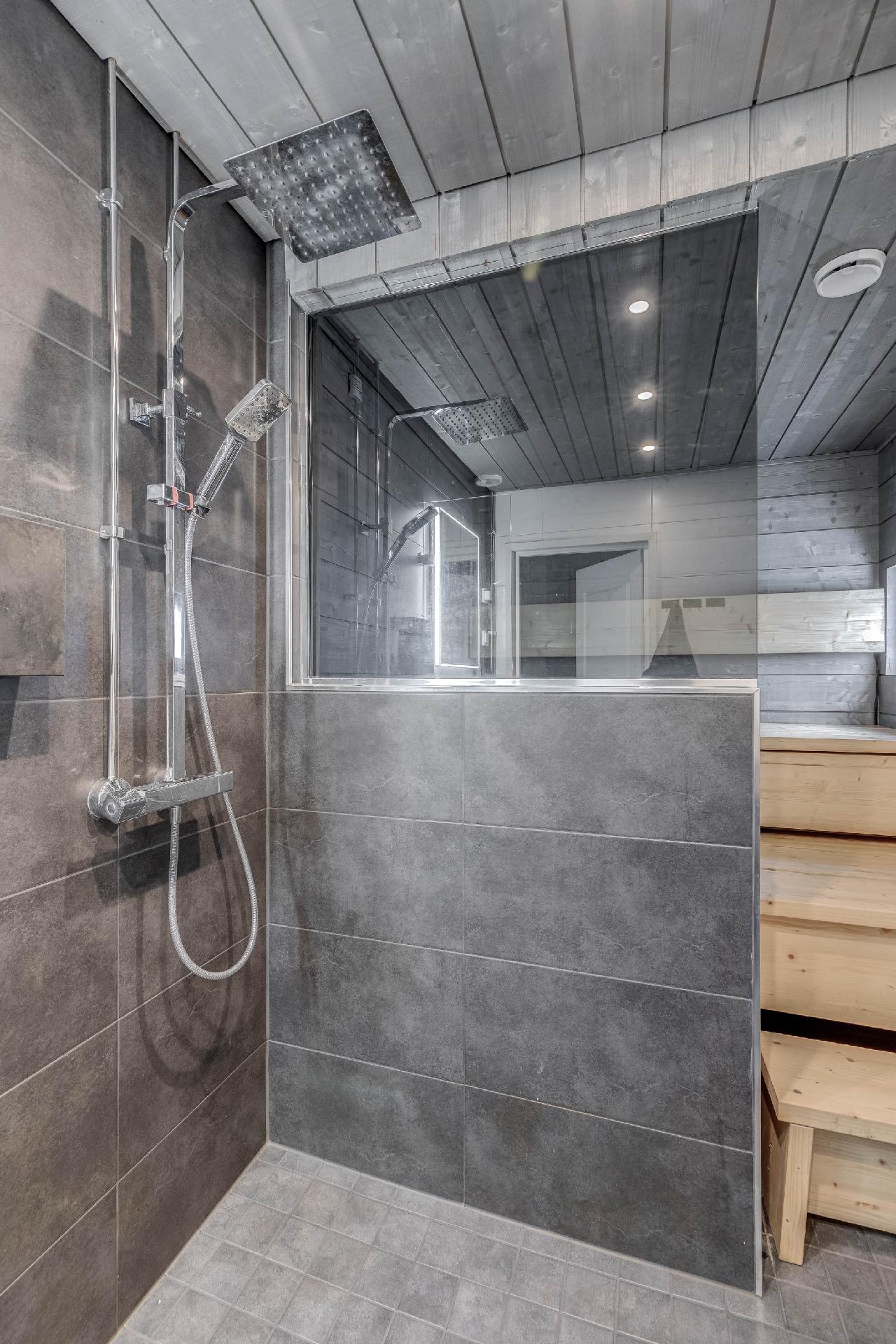 Kotitorpantie 3, Torpparinmäki, Helsinki