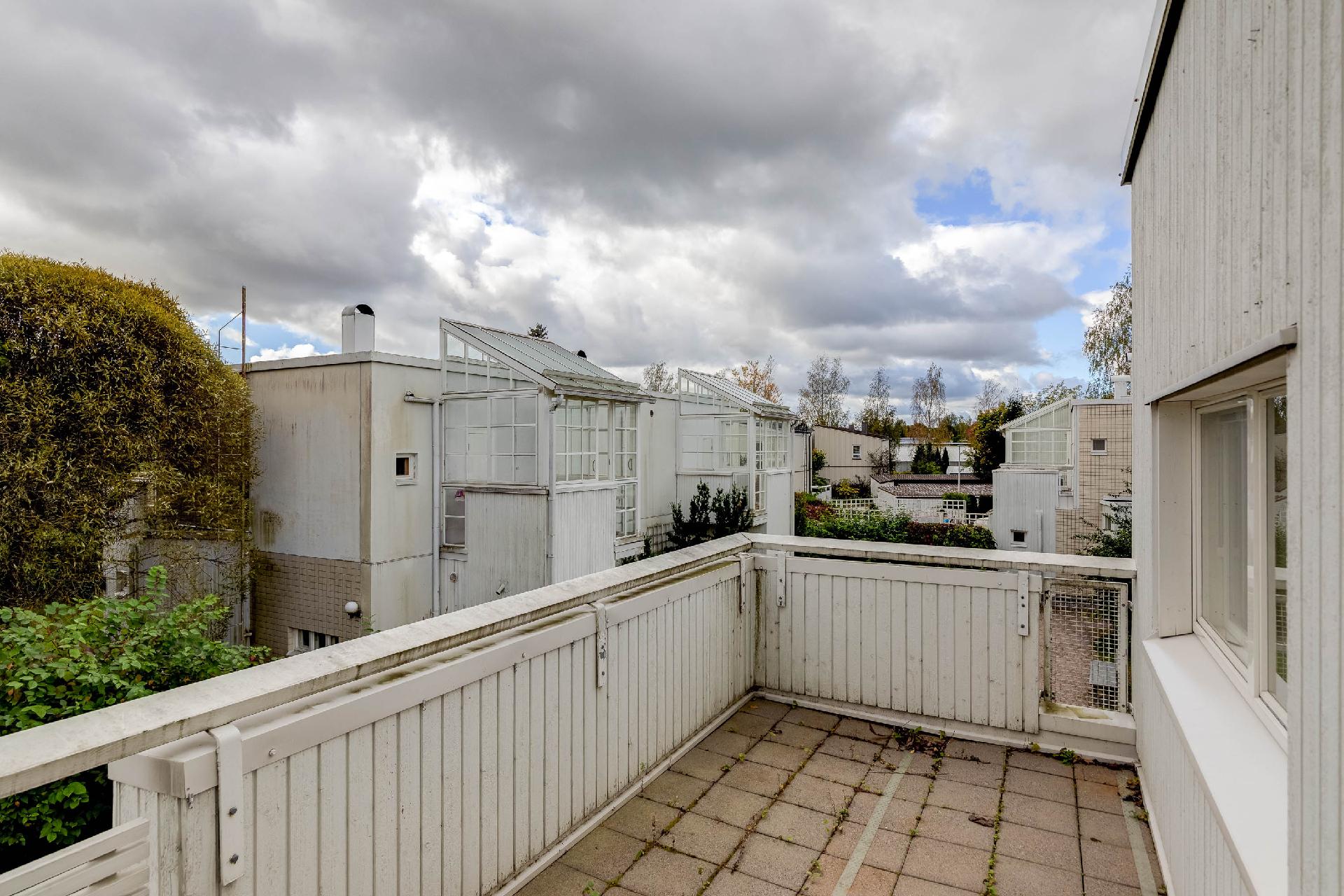 Kotitorpantie 3, Torpparinmäki, Helsinki