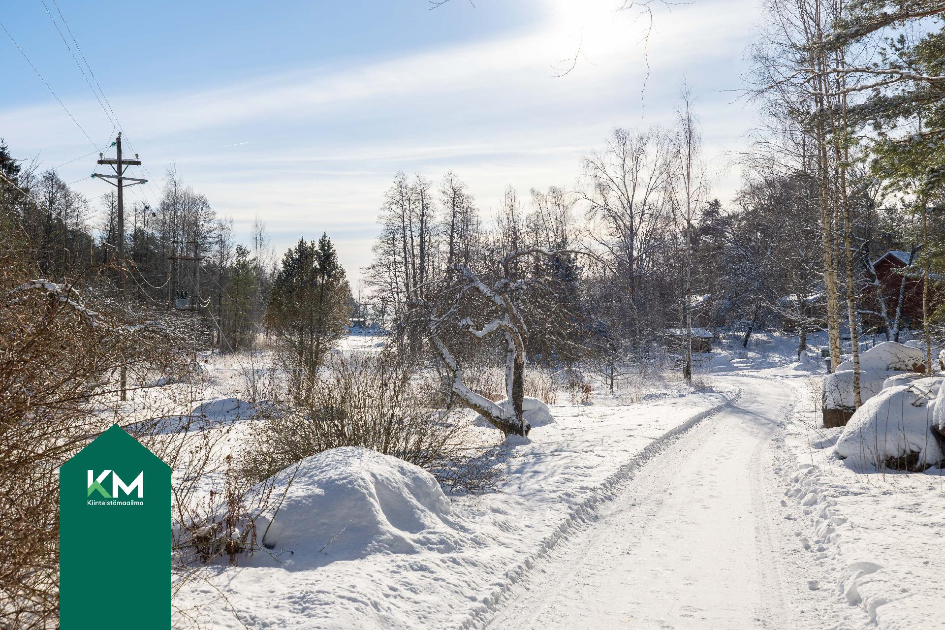 Labbölentie 186, Munapirtti, Pyhtää