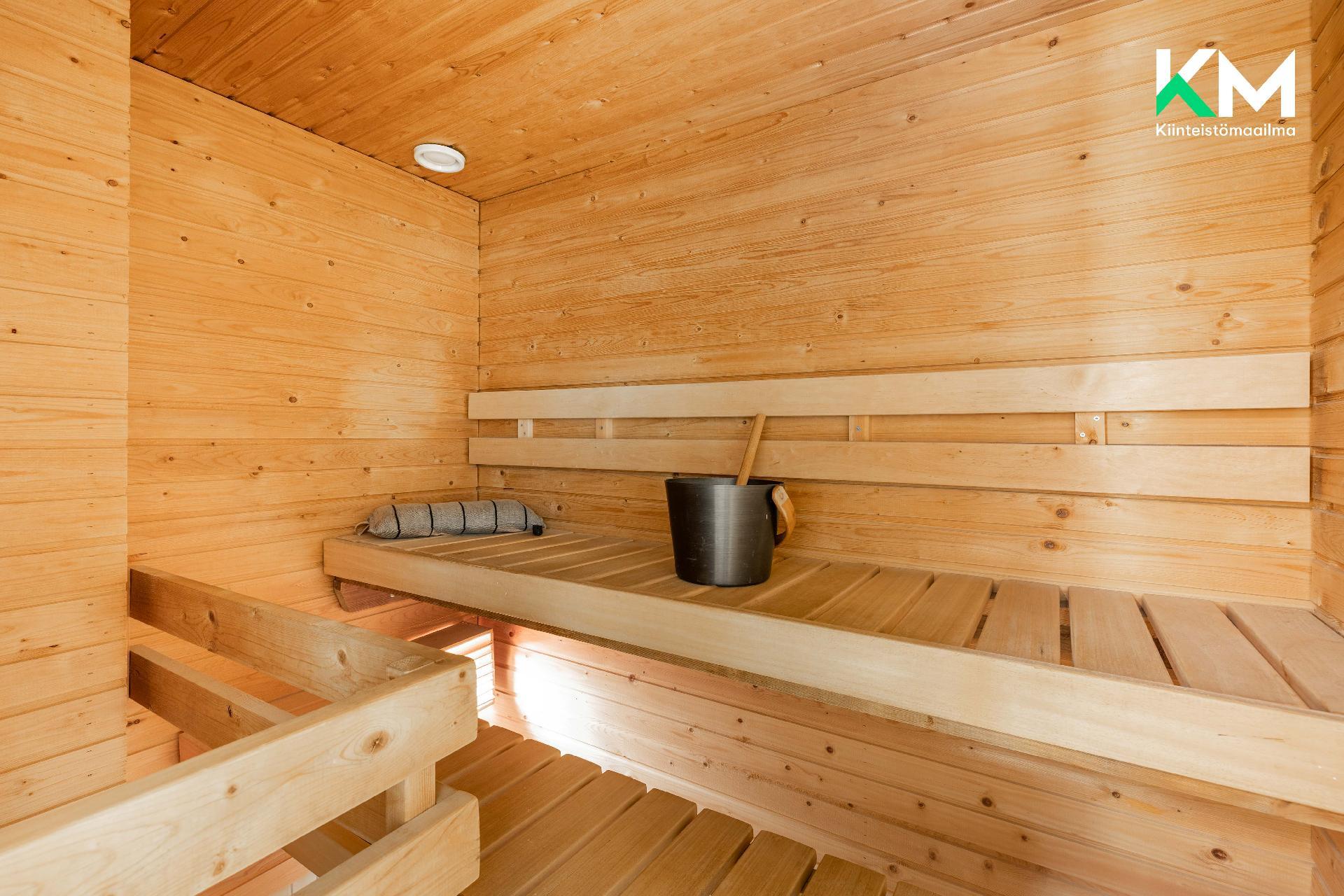 Vanha Kaarelantie 7, Kaivoksela, Vantaa