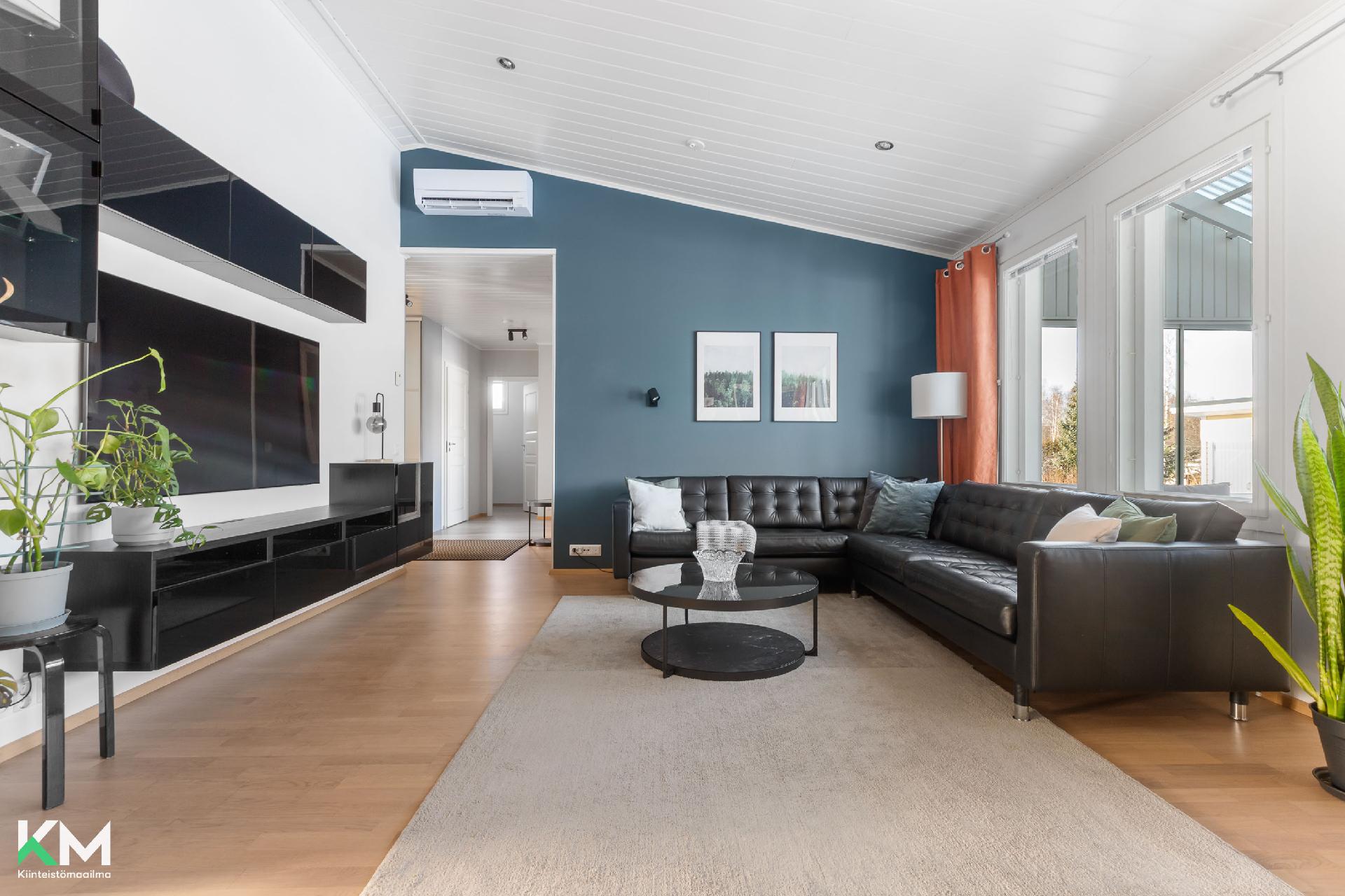 Takapellontie 6, Kumpula, Hollola