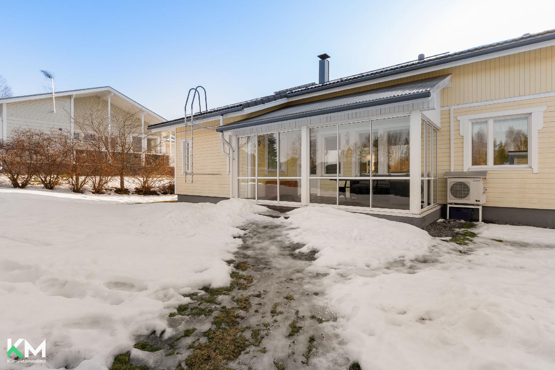 Takapellontie 6, Kumpula, Hollola