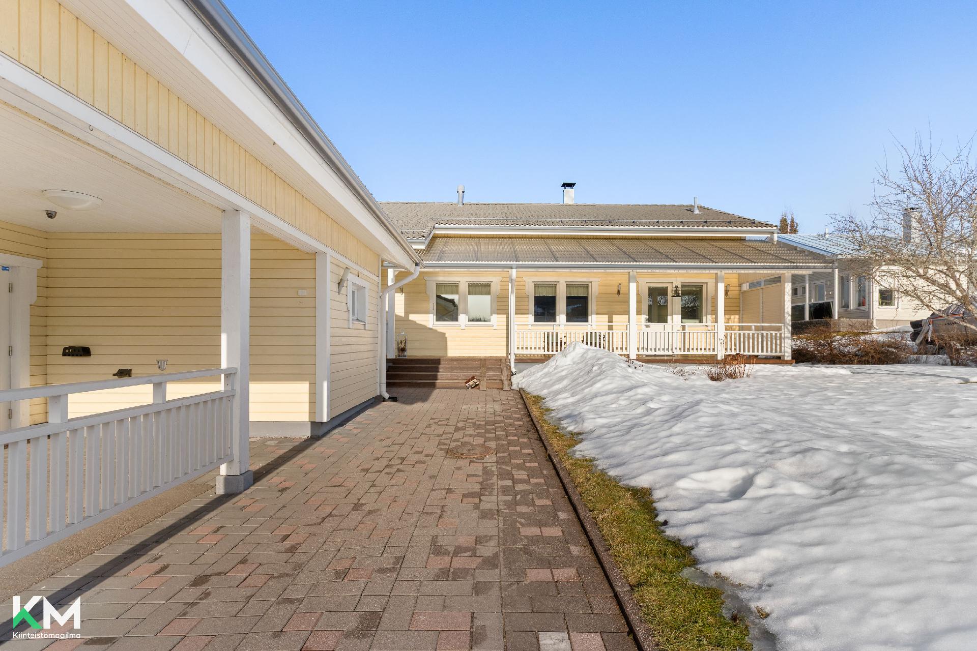 Takapellontie 6, Kumpula, Hollola