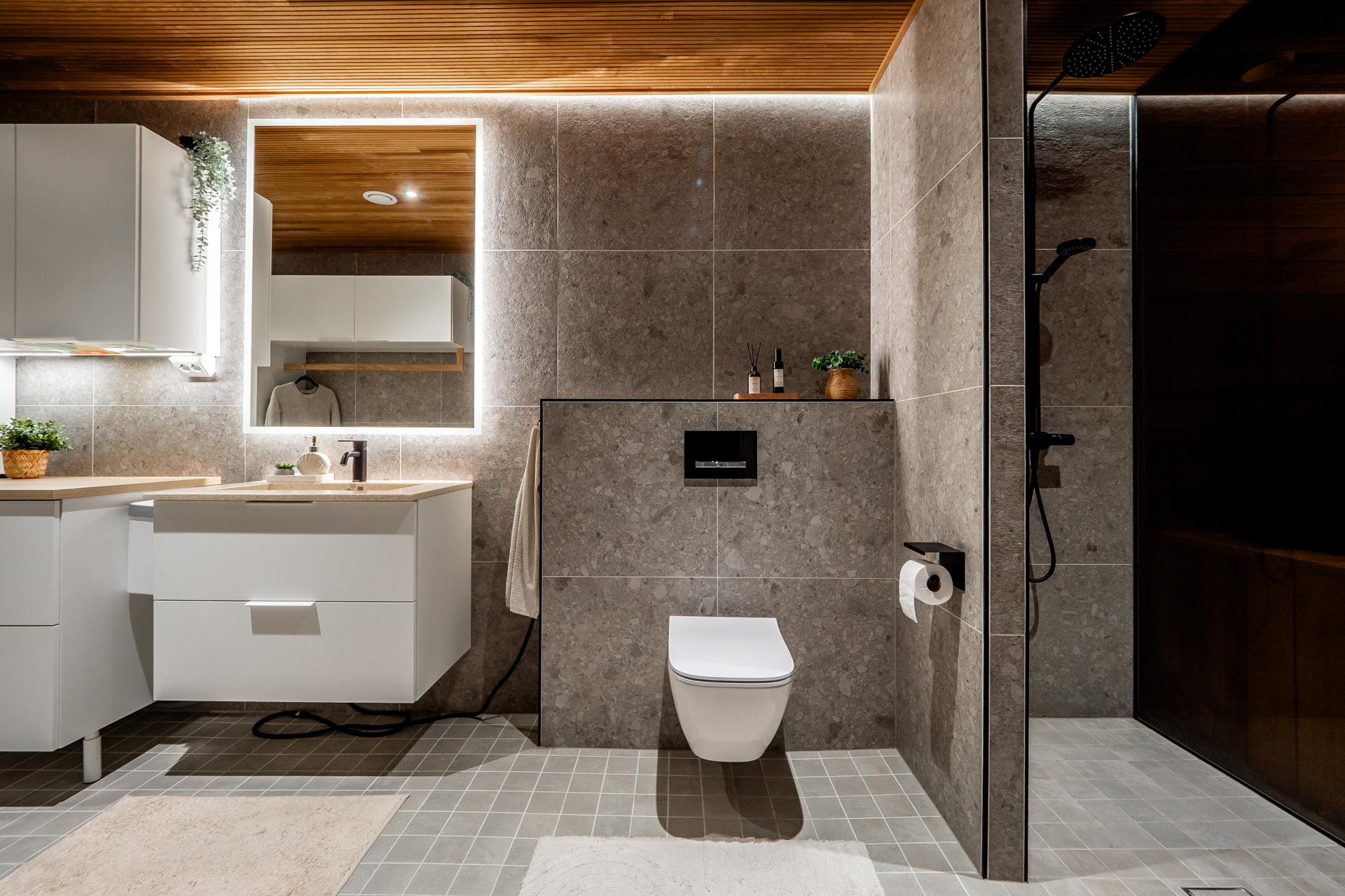 Pyyntimiehentie 1, Metsärinne, Kempele