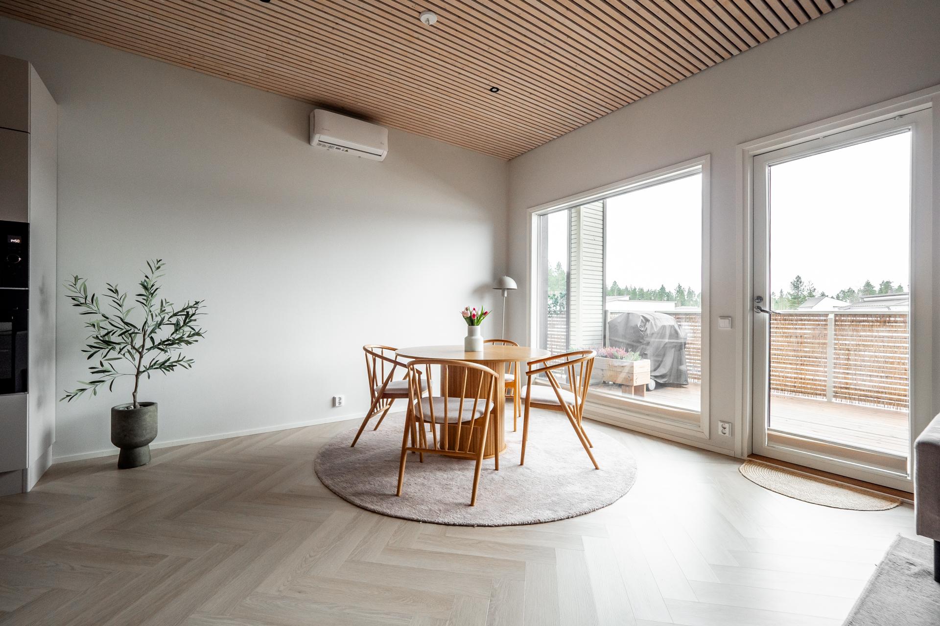 Pyyntimiehentie 1, Metsärinne, Kempele