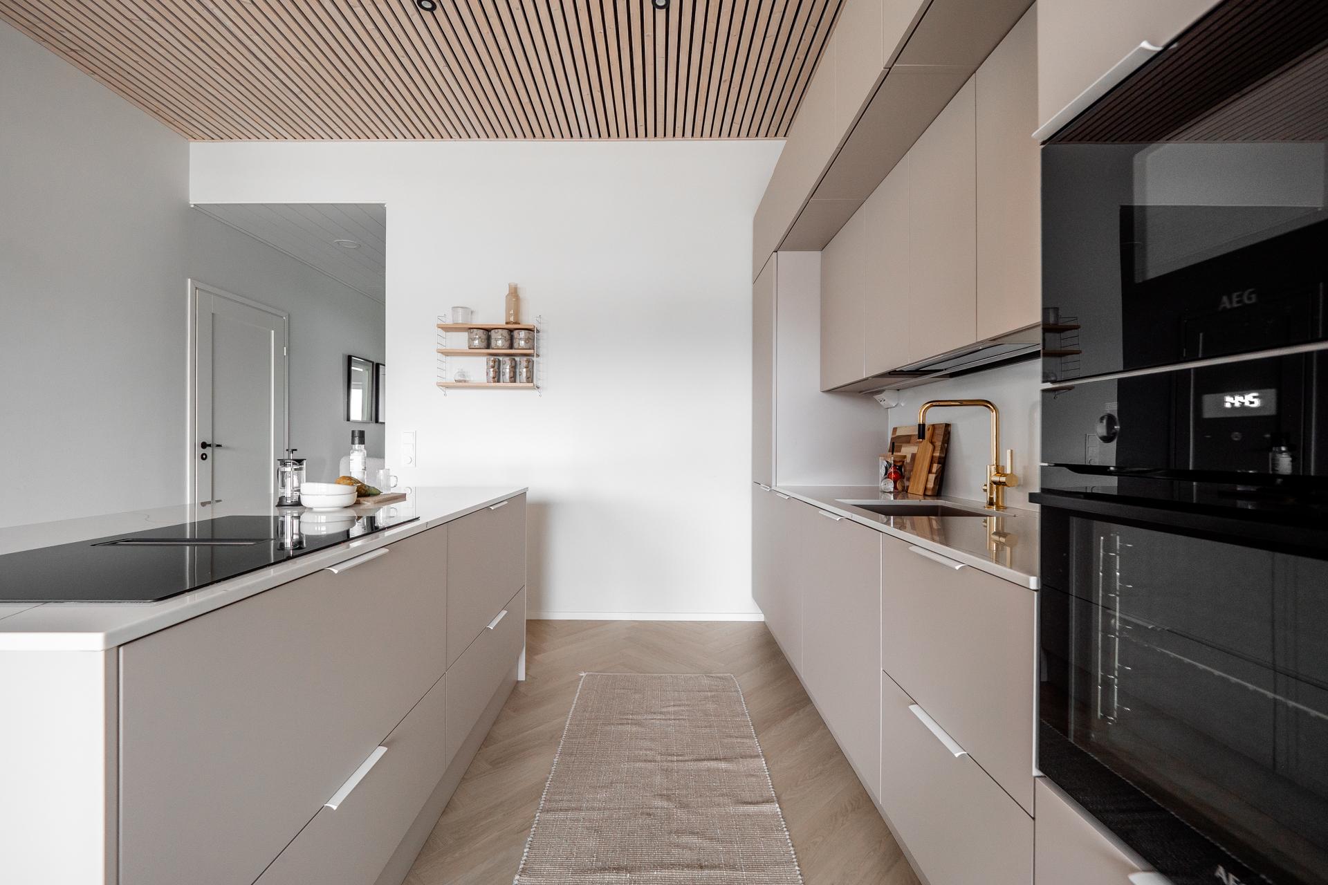 Pyyntimiehentie 1, Metsärinne, Kempele