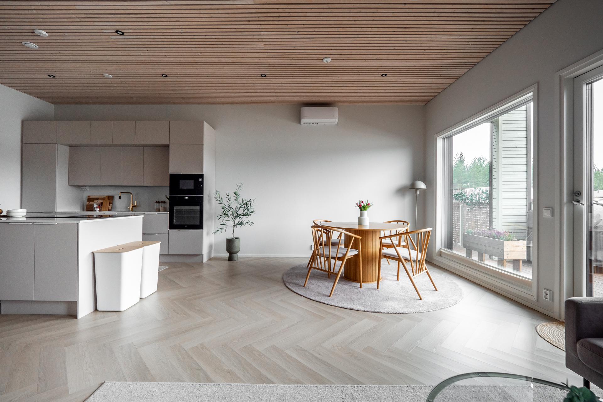 Pyyntimiehentie 1, Metsärinne, Kempele