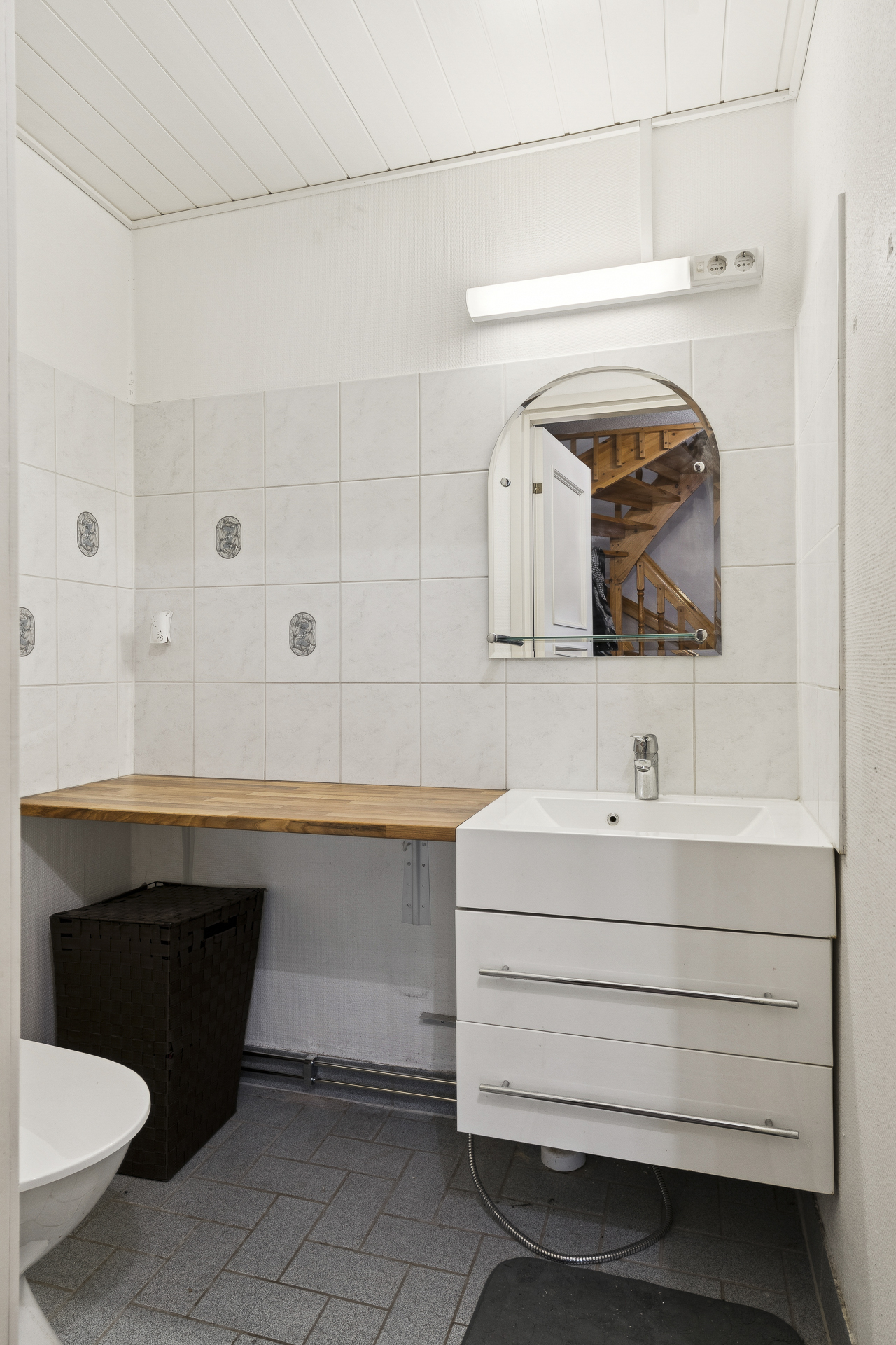 Ak wc